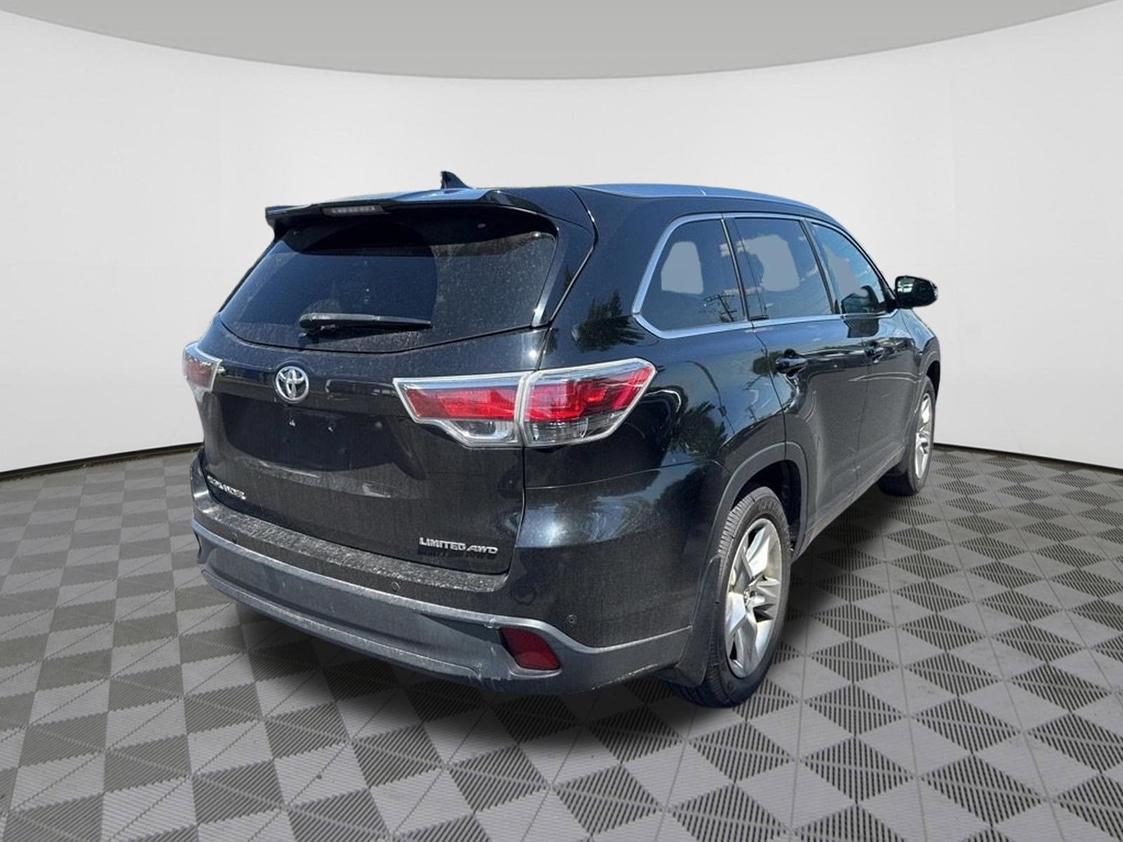 2016 Toyota Highlander Limited Platinum