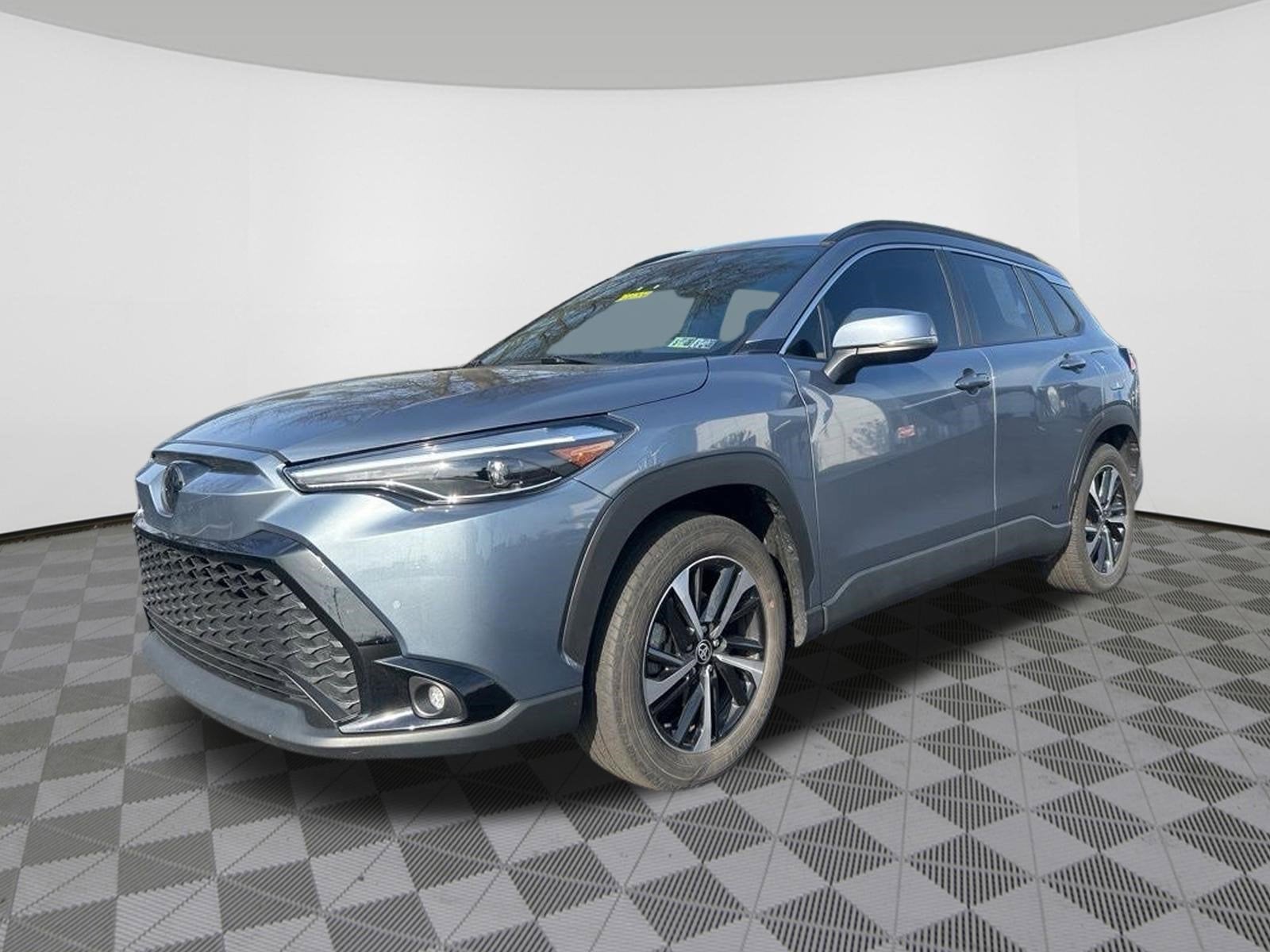 2023 Toyota Corolla Cross Hybrid XSE