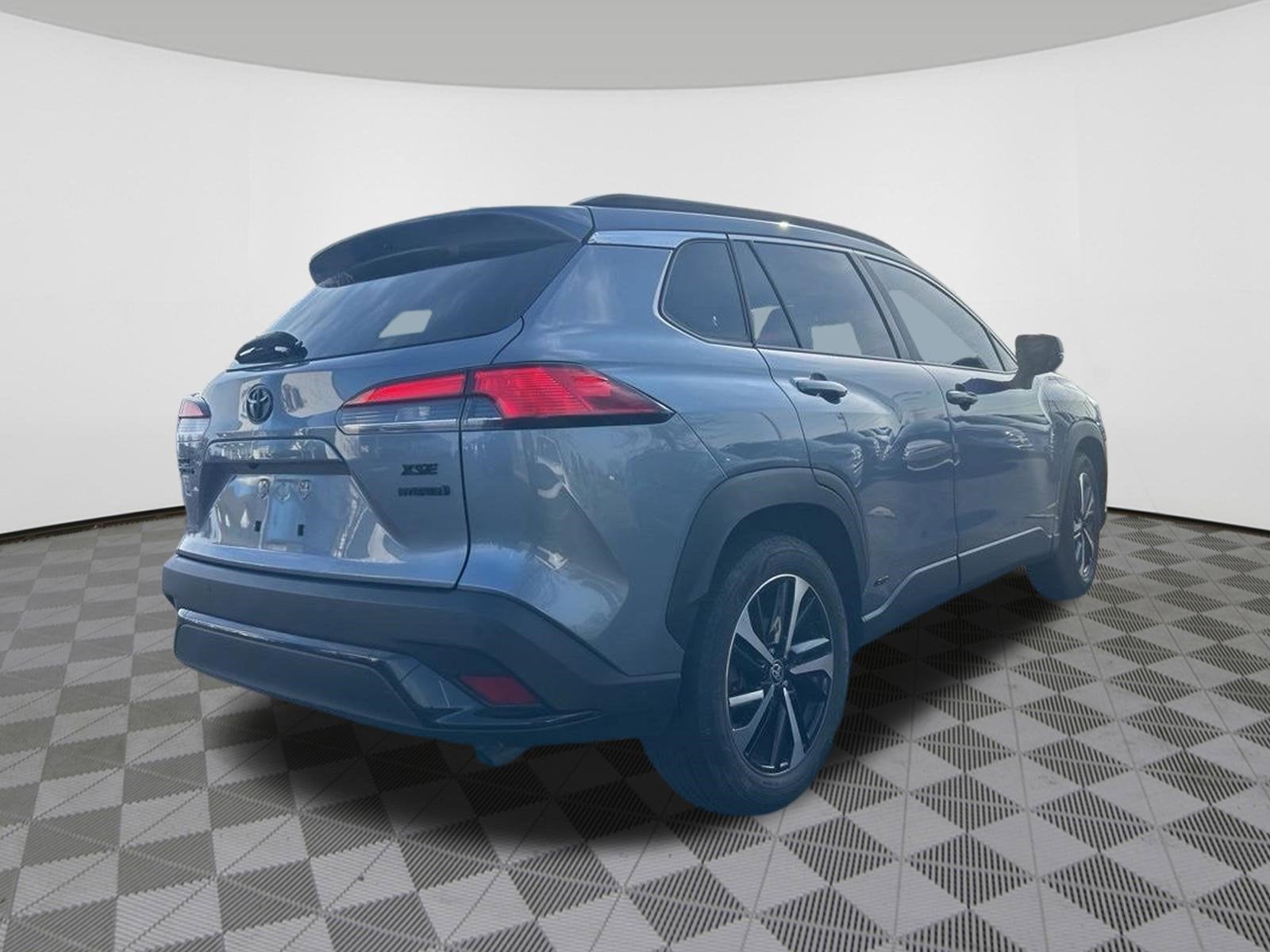 2023 Toyota Corolla Cross Hybrid XSE