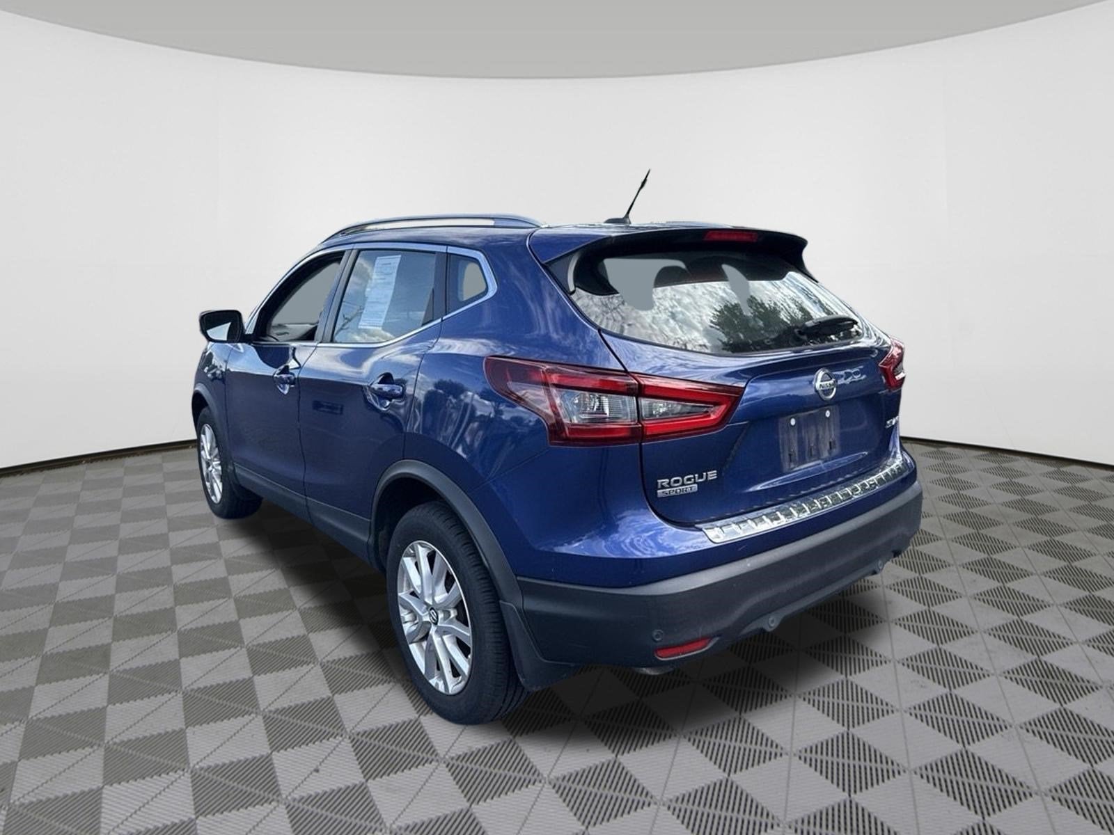 2021 Nissan Rogue Sport SV