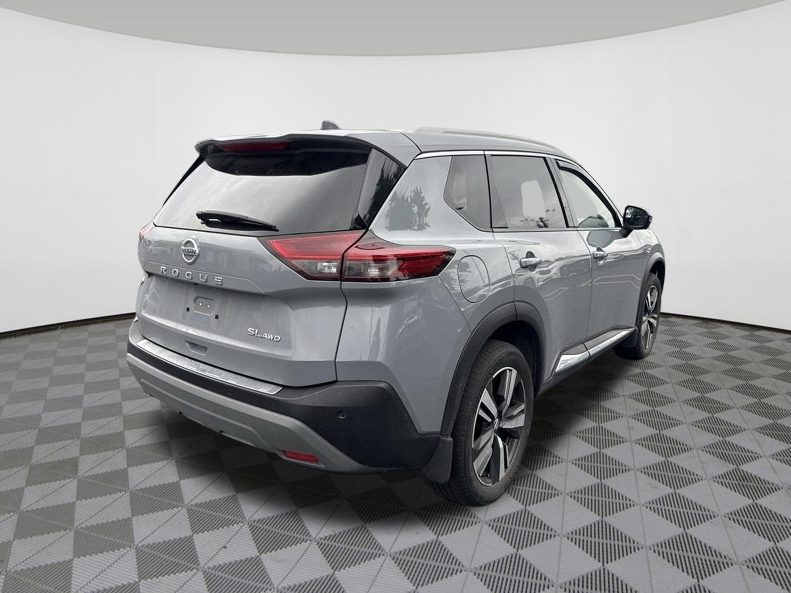 2021 Nissan Rogue SL