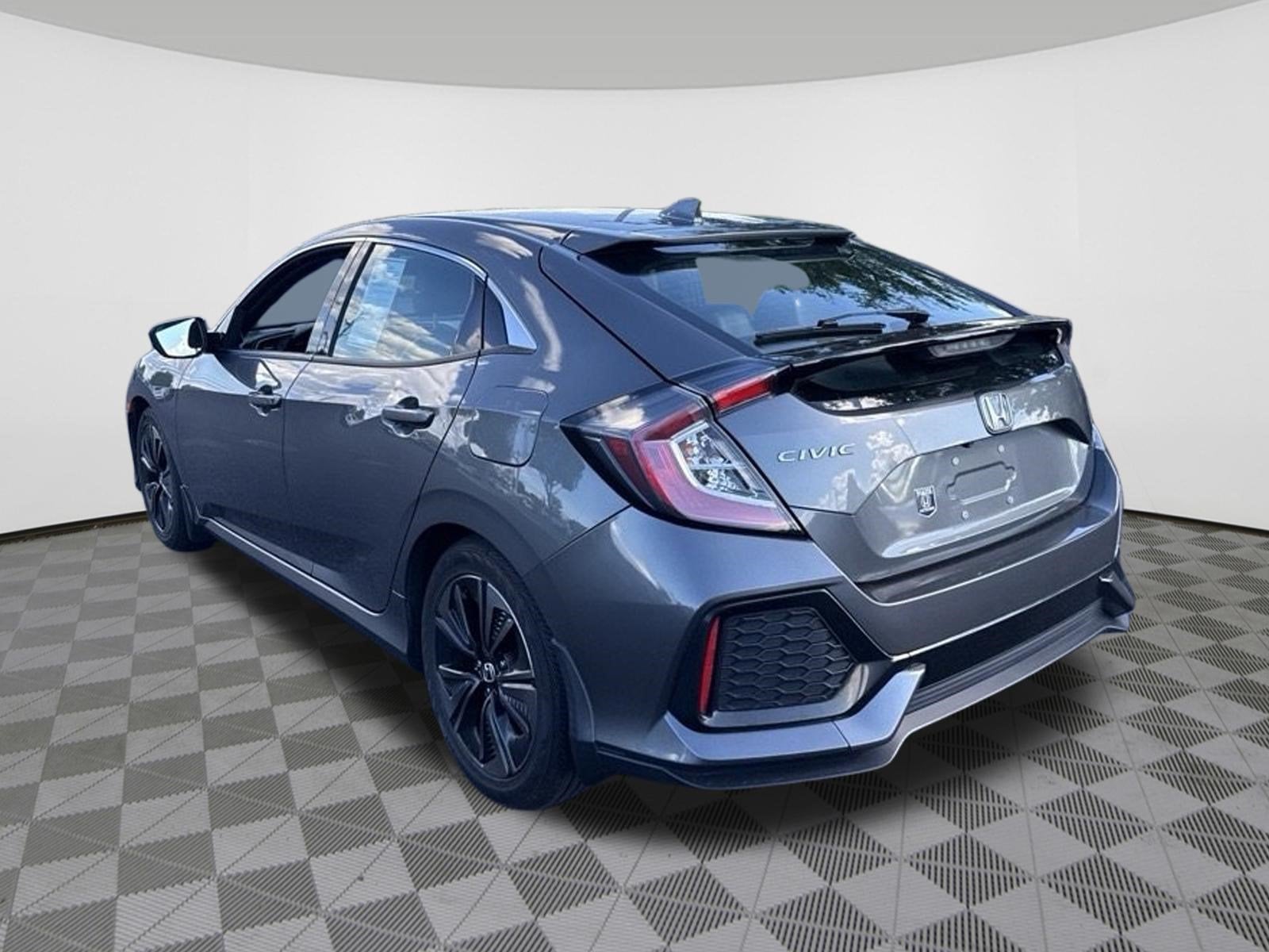 2017 Honda Civic Hatchback EX-L Navi