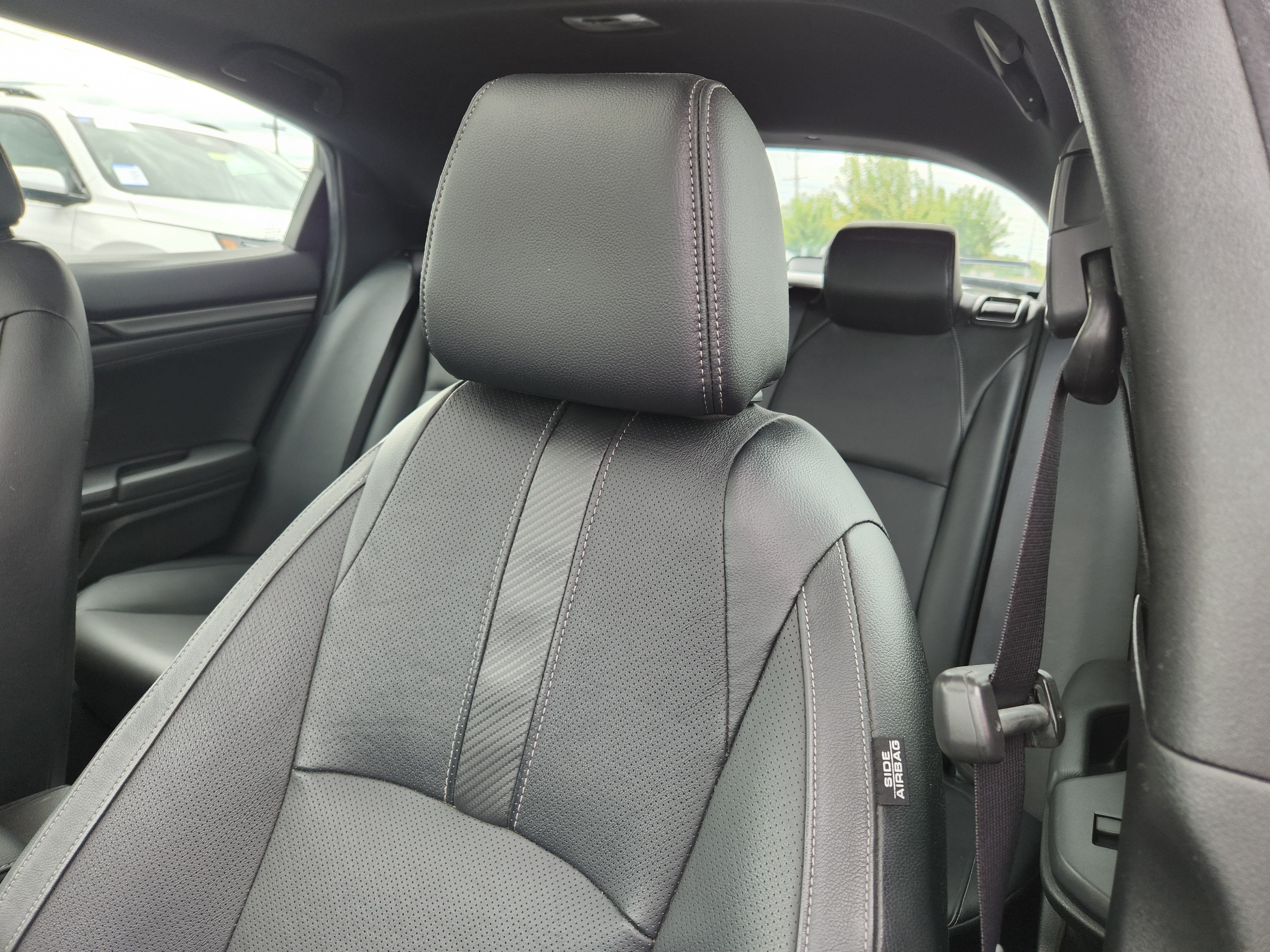 2018 Honda Civic Hatchback EX-L Navi