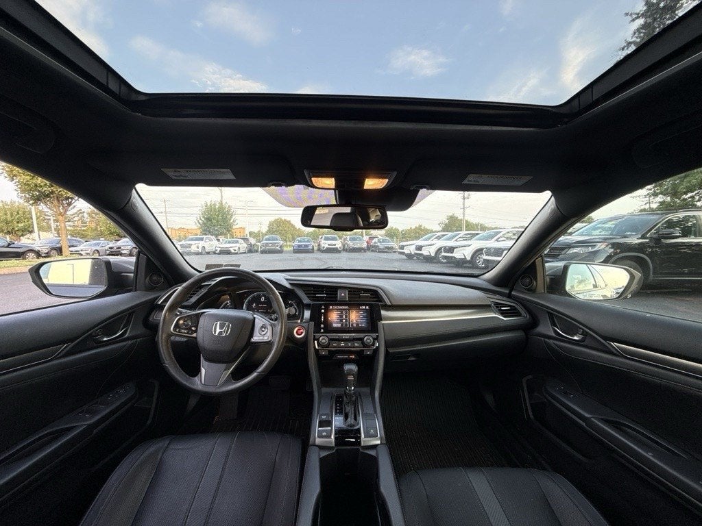 2018 Honda Civic Hatchback EX-L Navi