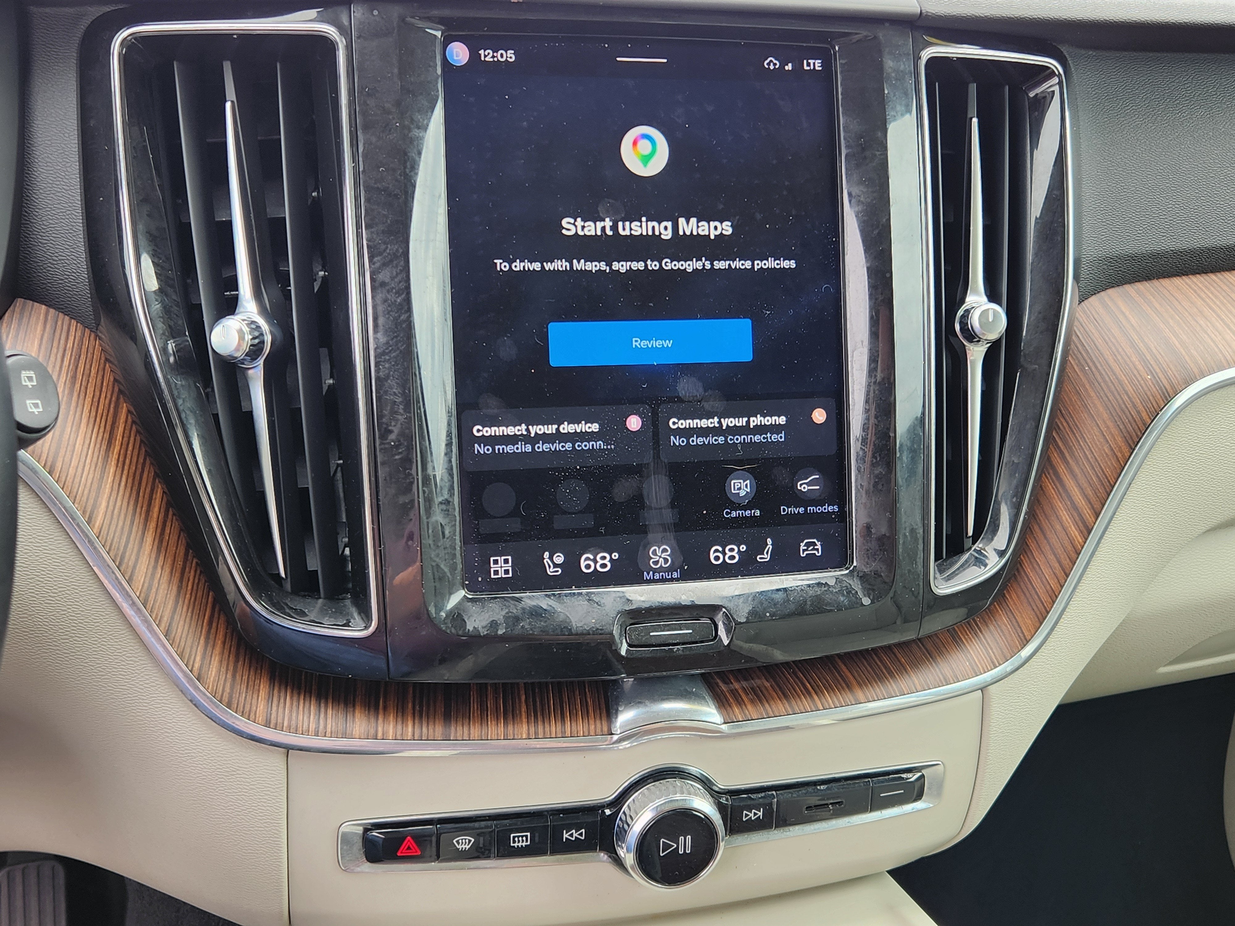 2022 Volvo XC60 Momentum