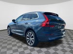 2022 Volvo XC60 Momentum