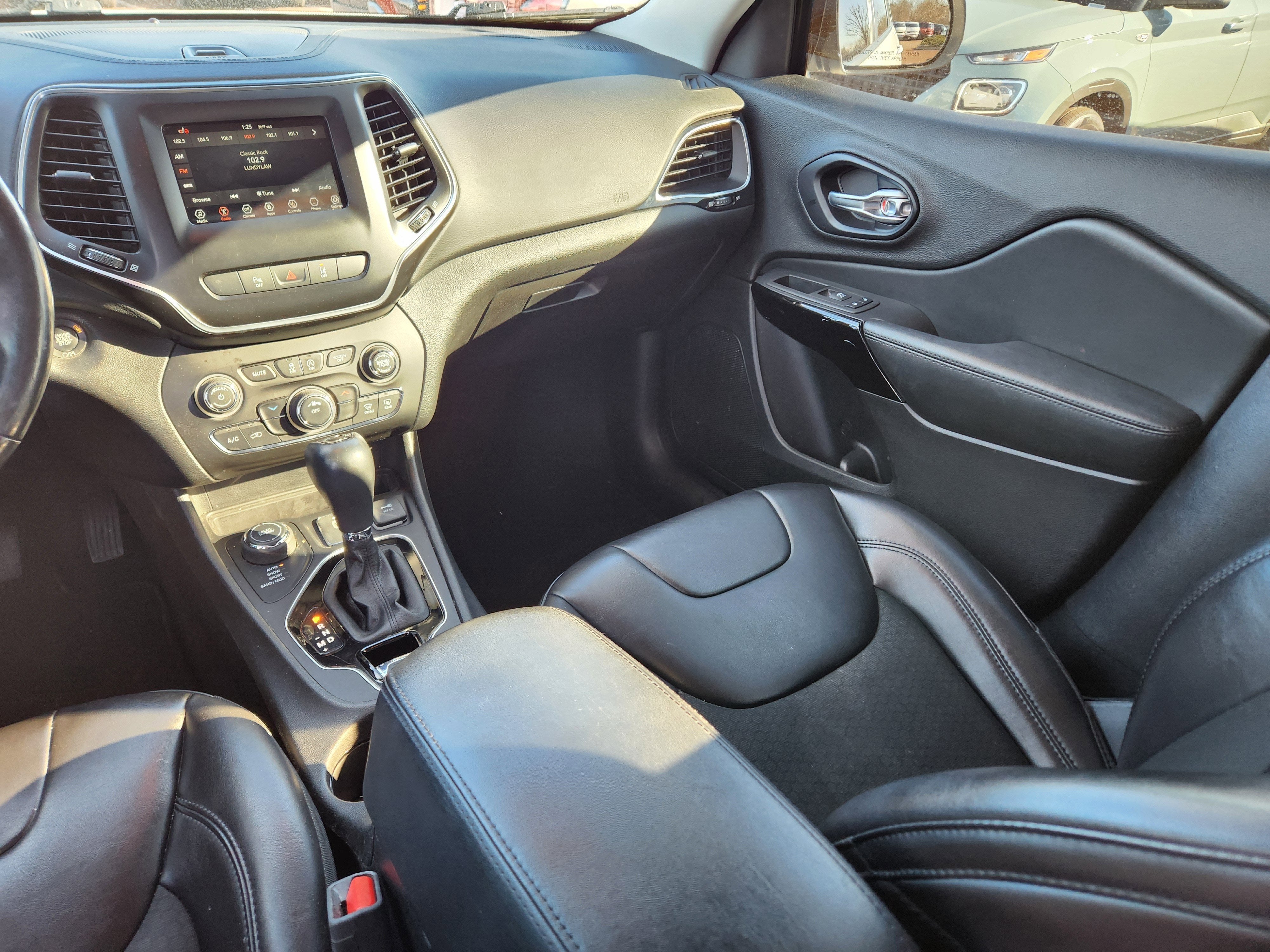 2021 Jeep Cherokee Altitude