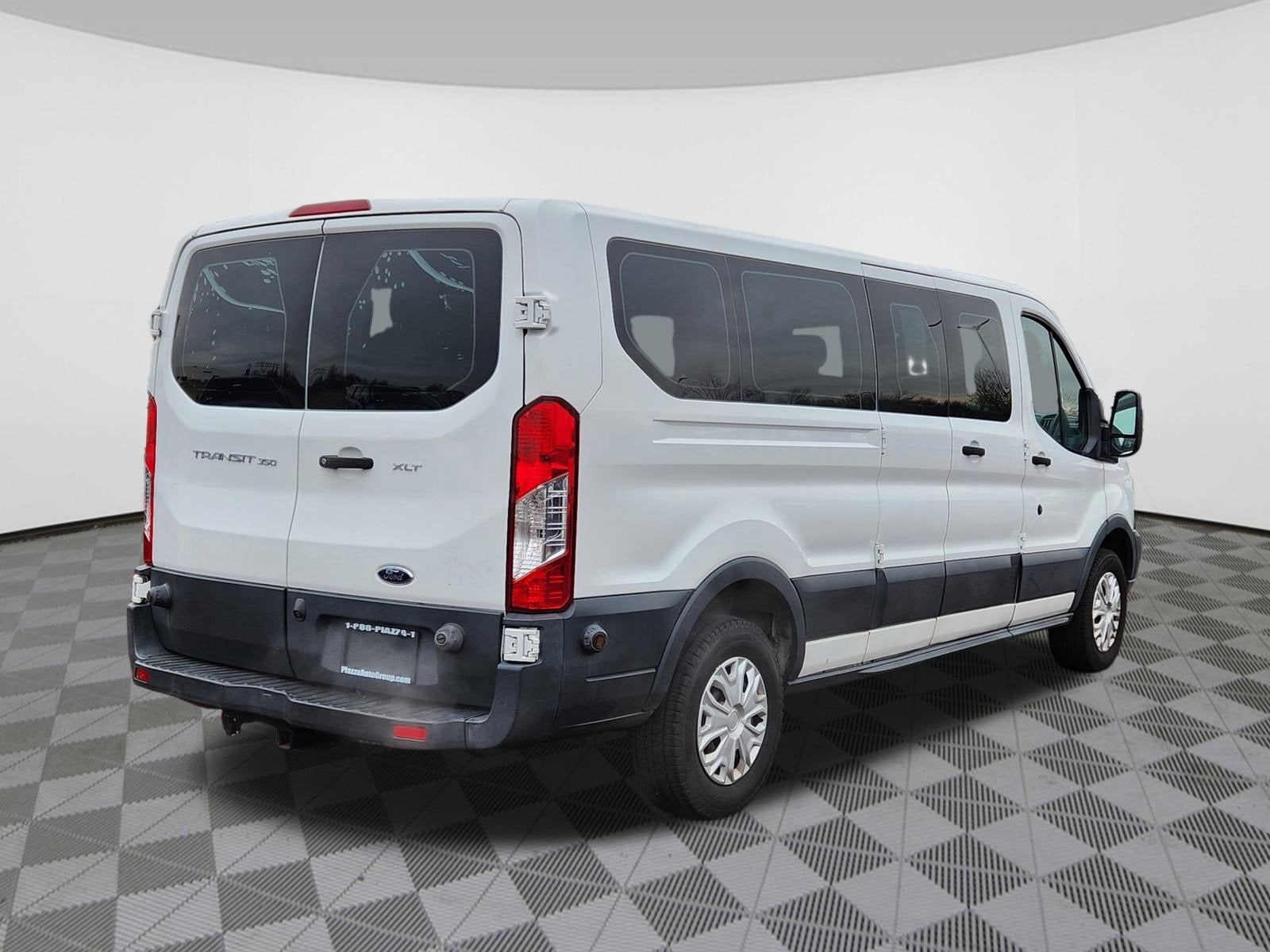 2018 Ford Transit Passenger Wagon XLT