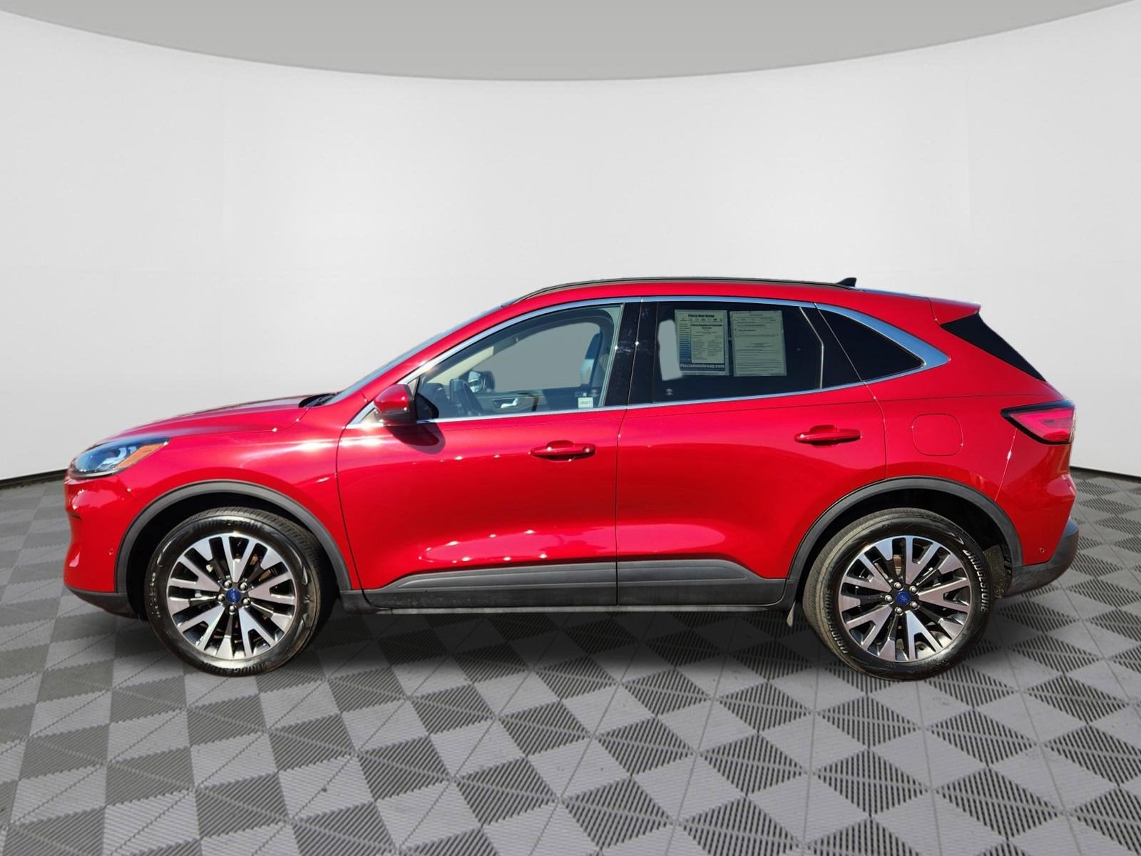 2020 Ford Escape Titanium