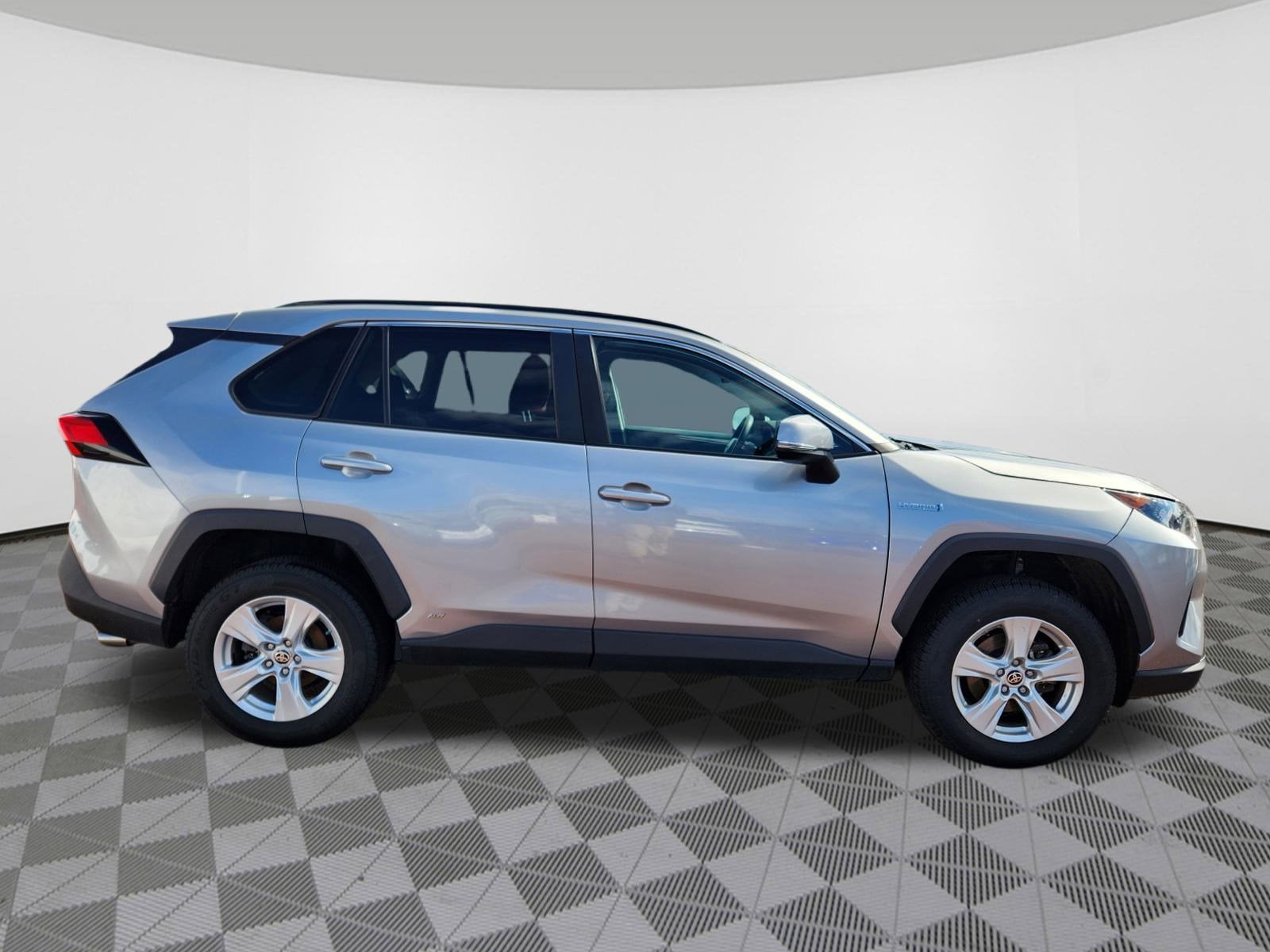 2021 Toyota RAV4 Hybrid LE