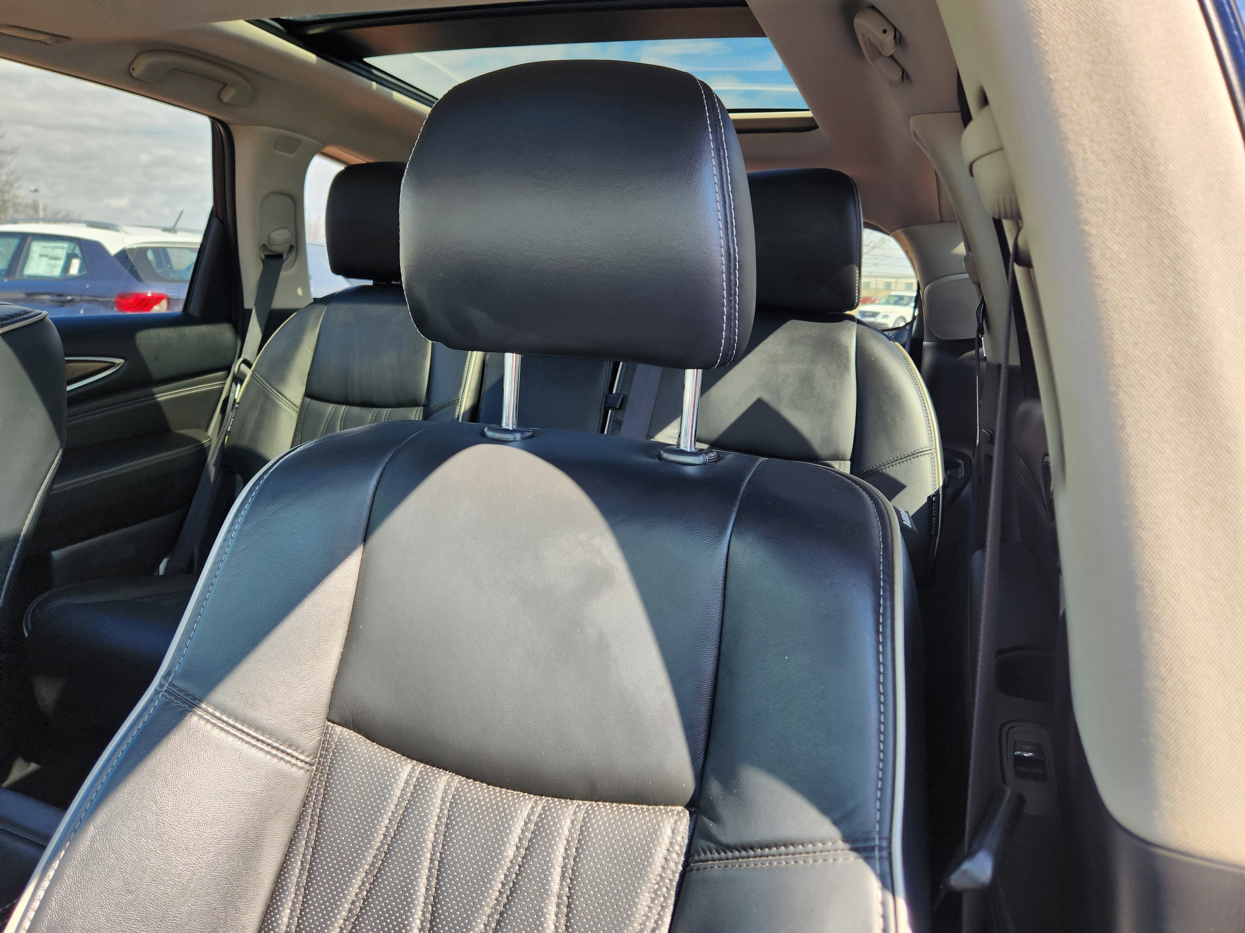 2019 INFINITI QX60 LUXE