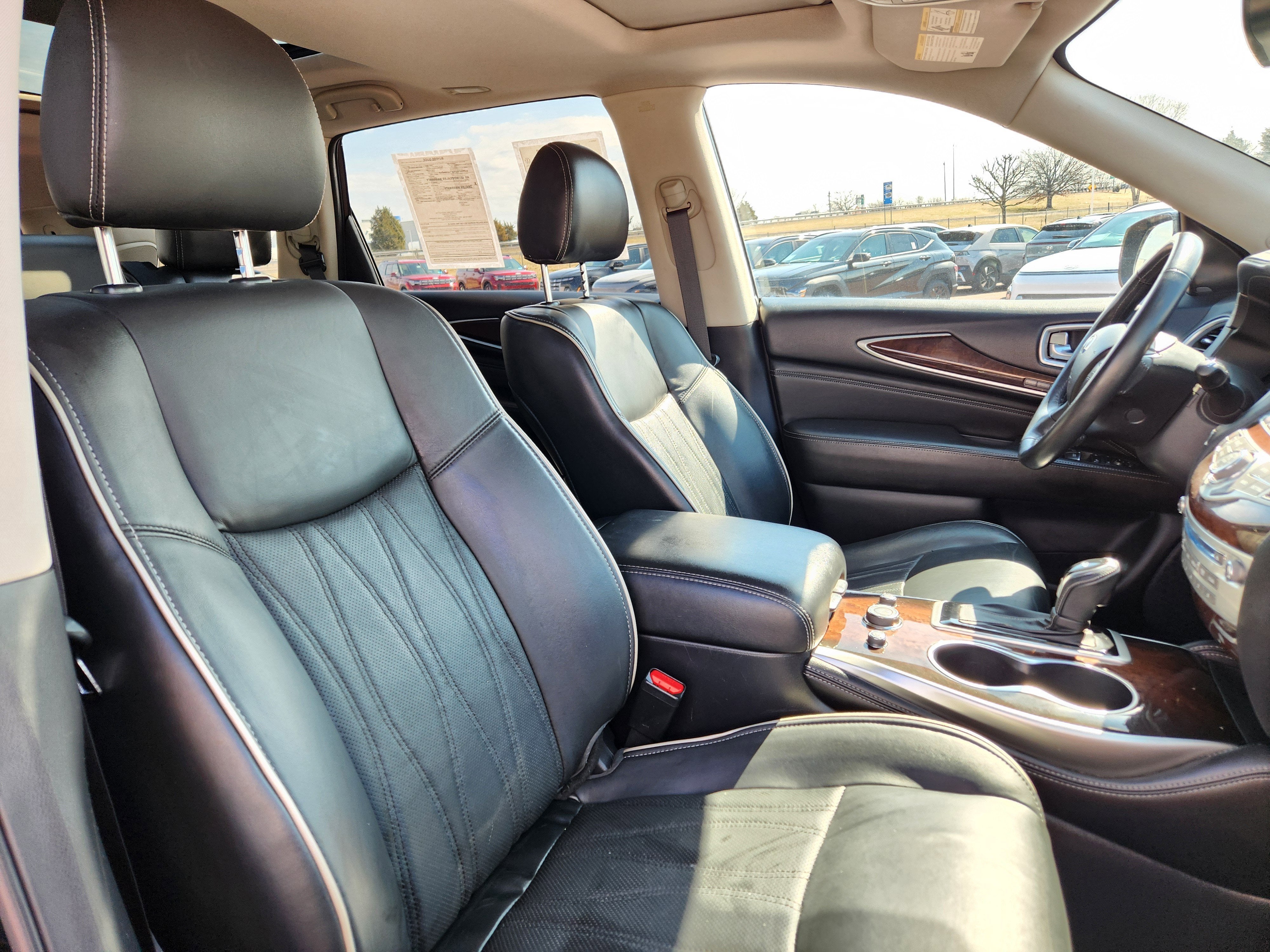 2019 INFINITI QX60 LUXE