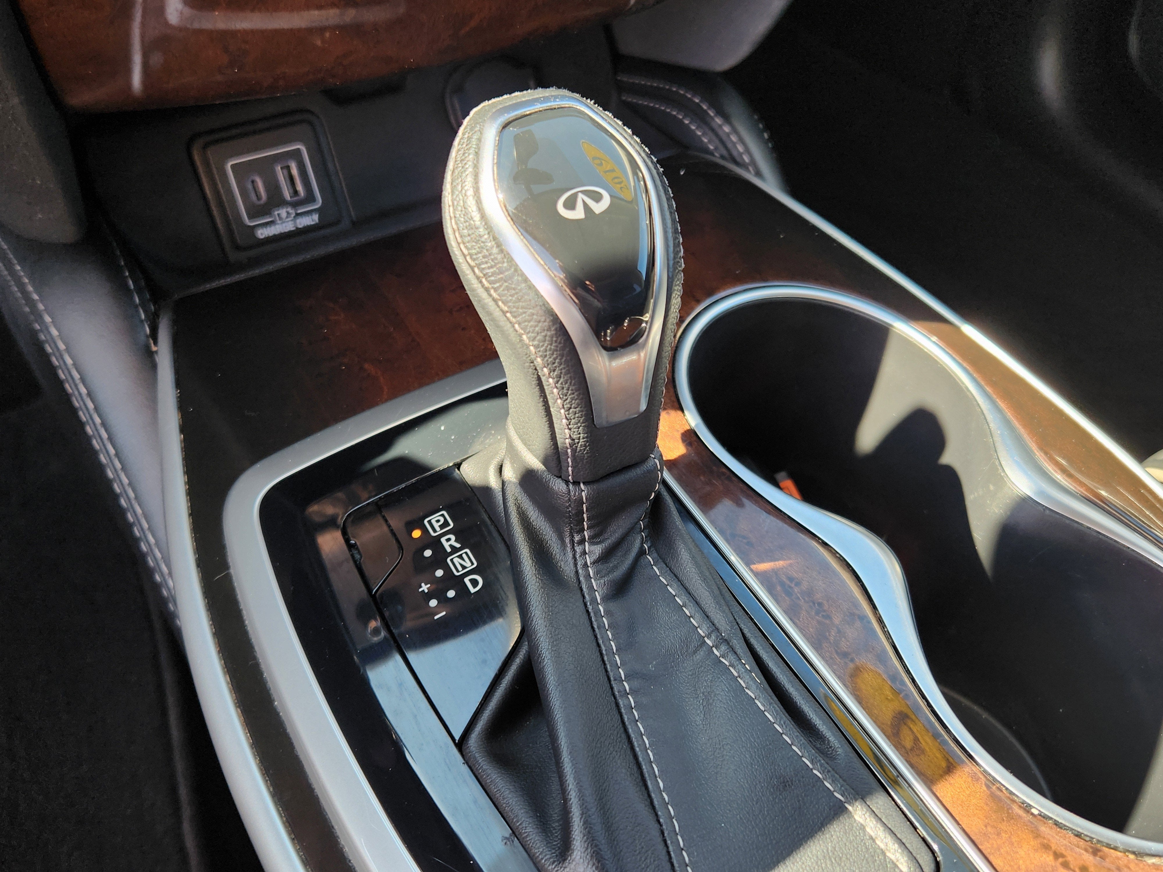 2019 INFINITI QX60 LUXE