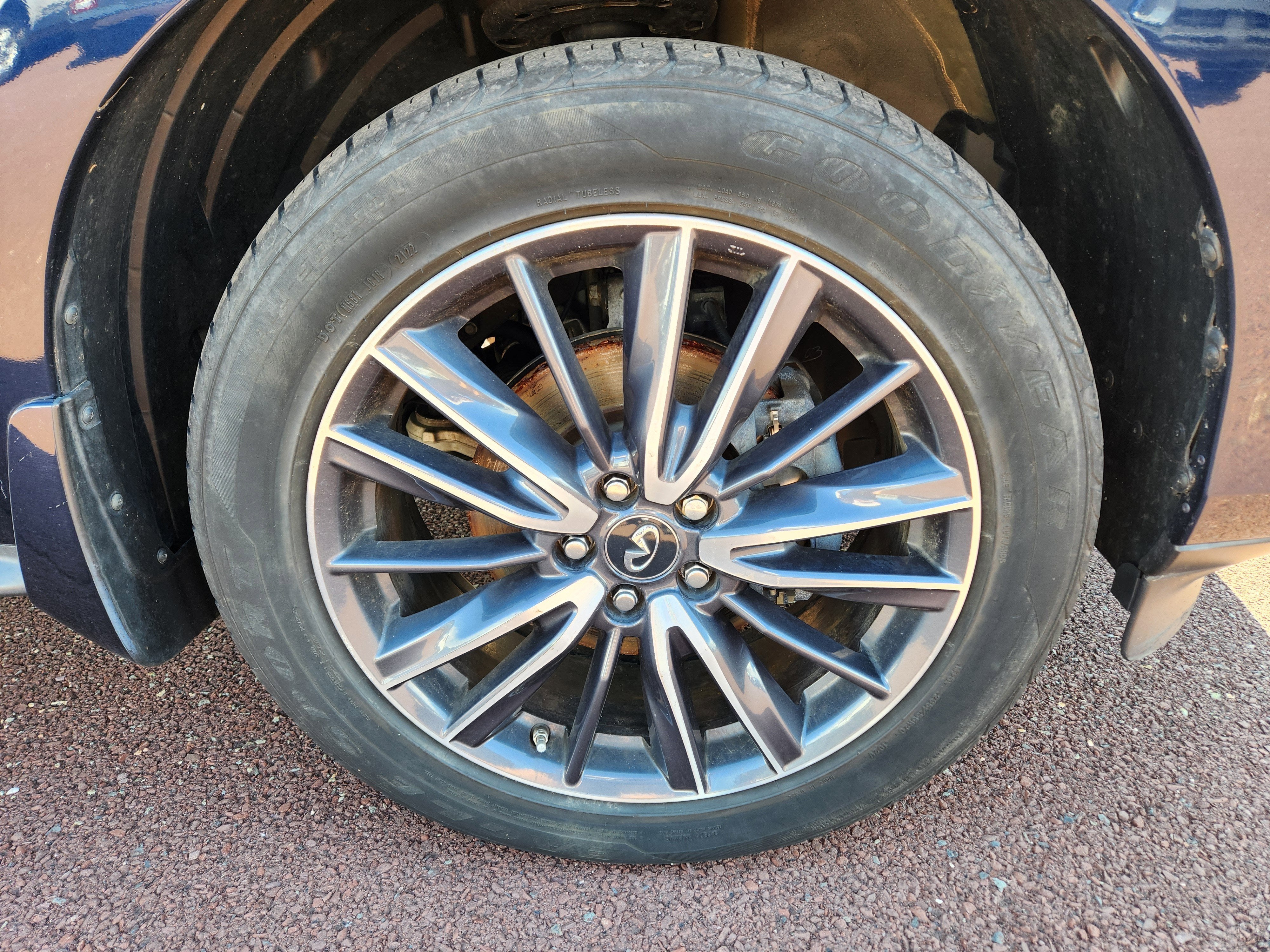 2019 INFINITI QX60 LUXE