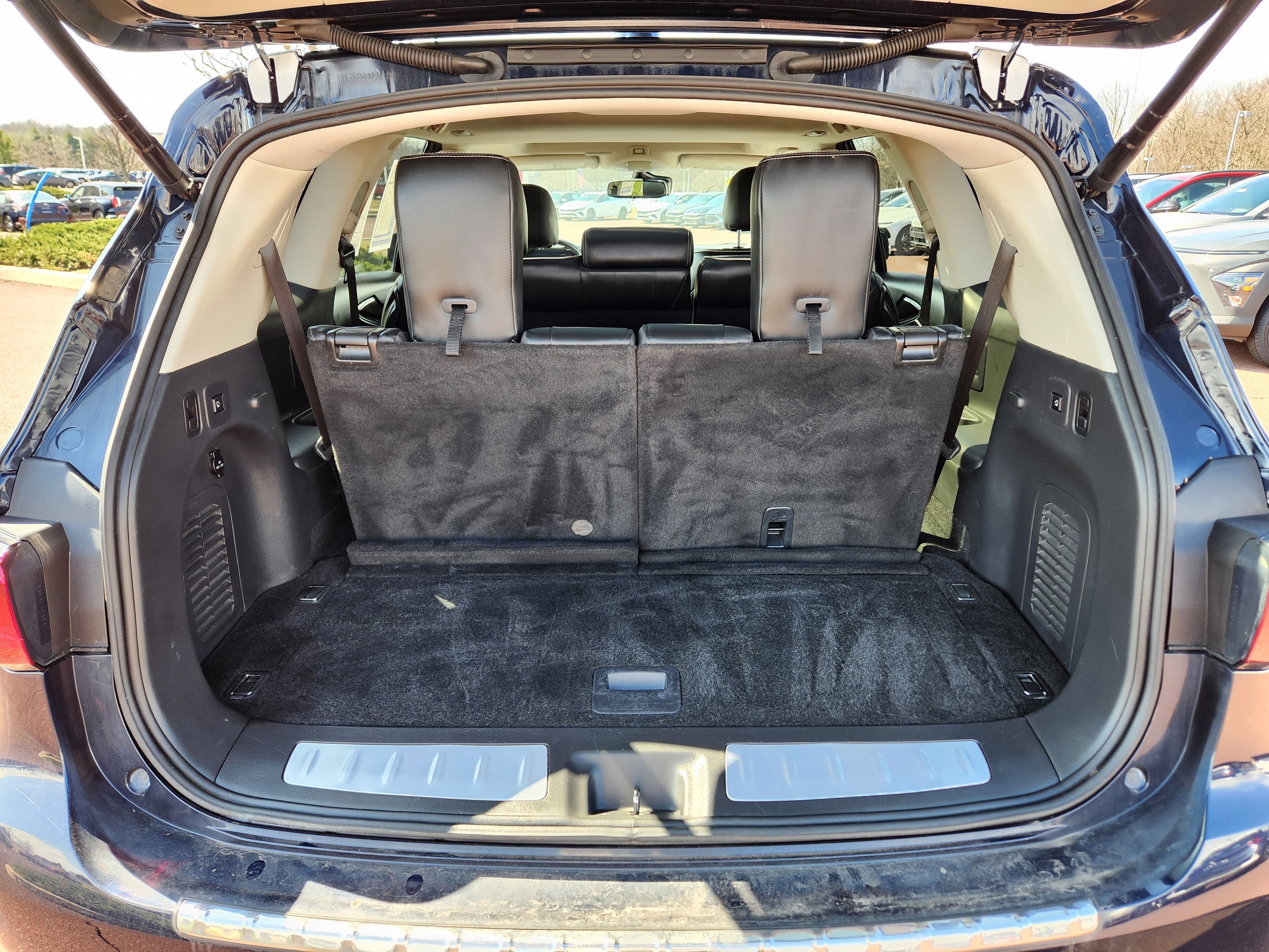 2019 INFINITI QX60 LUXE