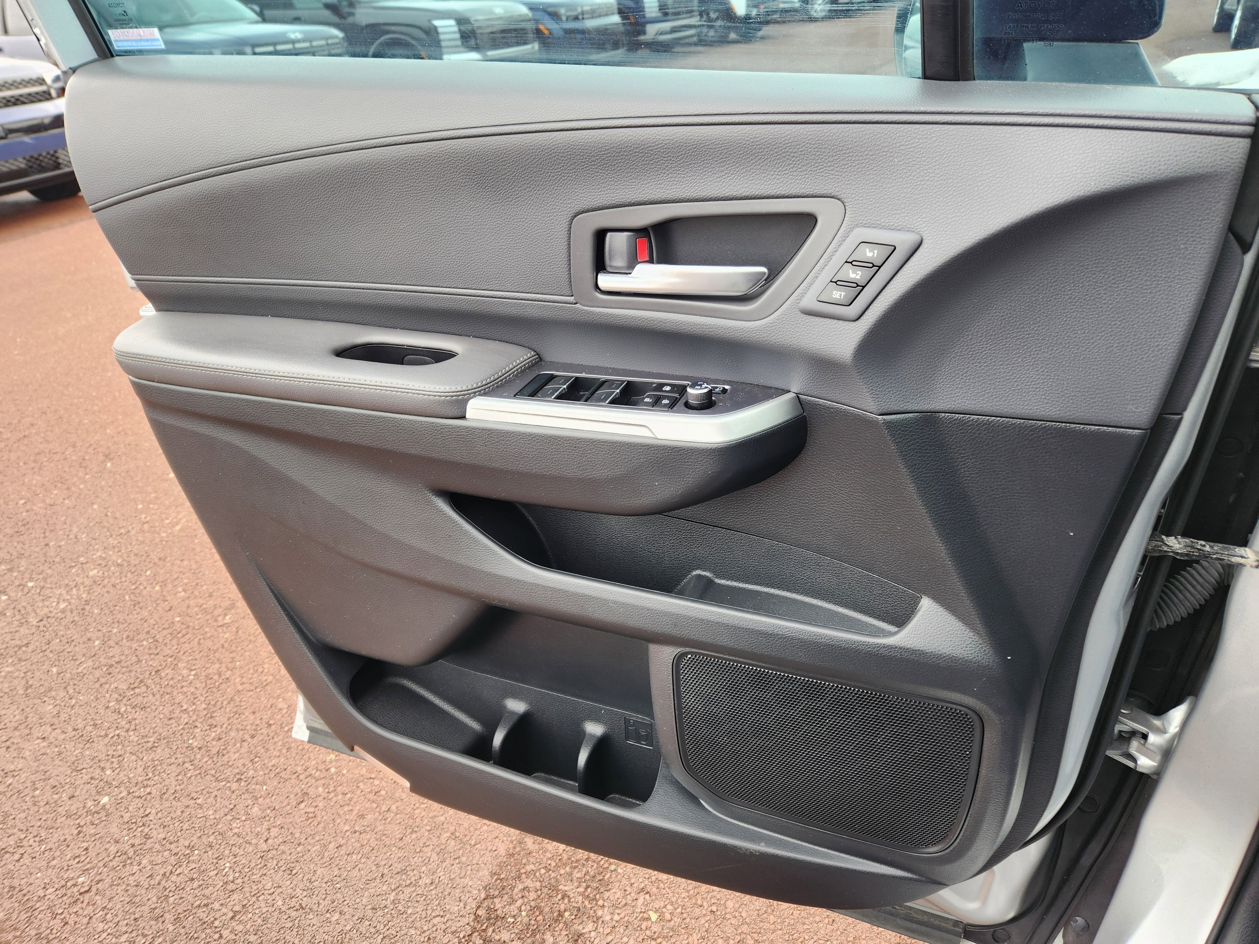 2023 Toyota Sienna XSE 25th Anniversary