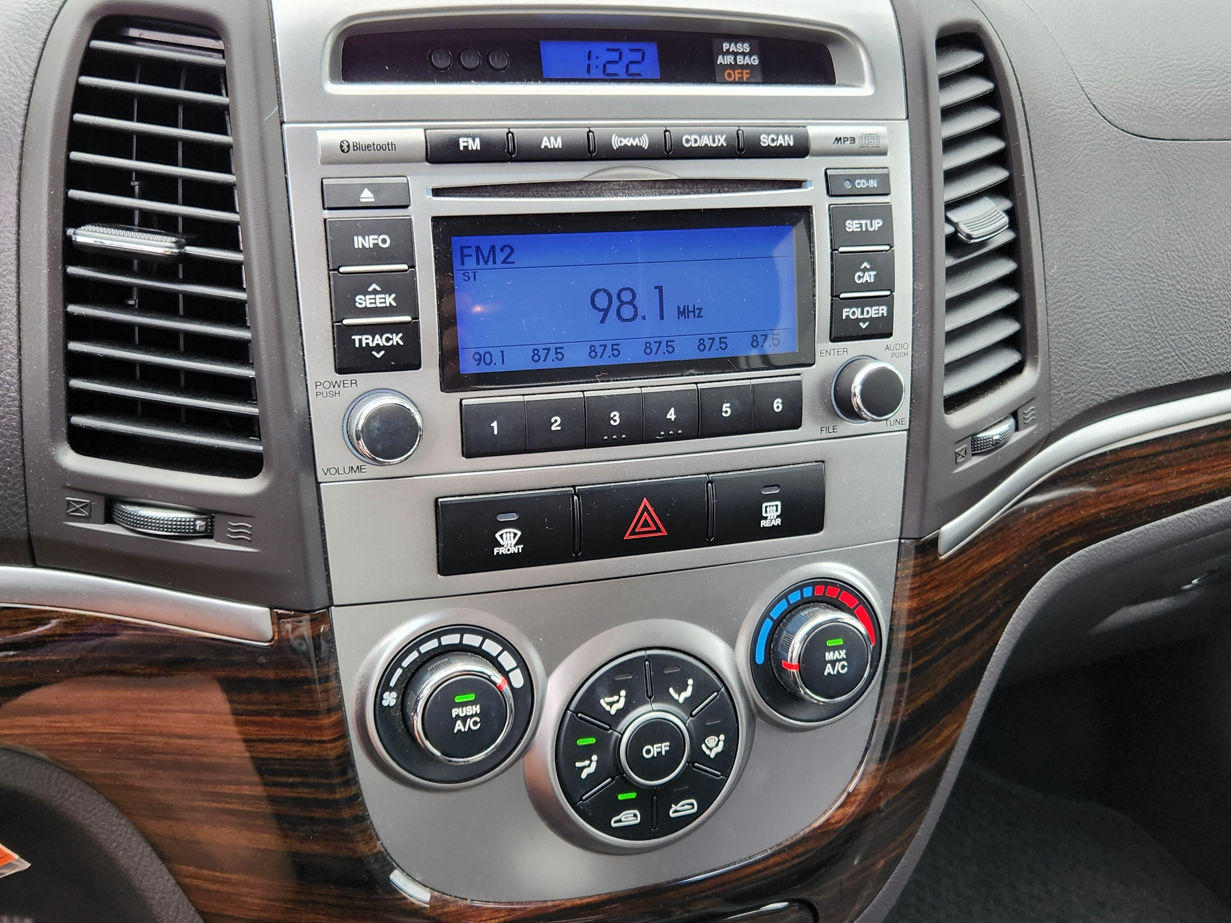 2012 Hyundai Santa Fe SE