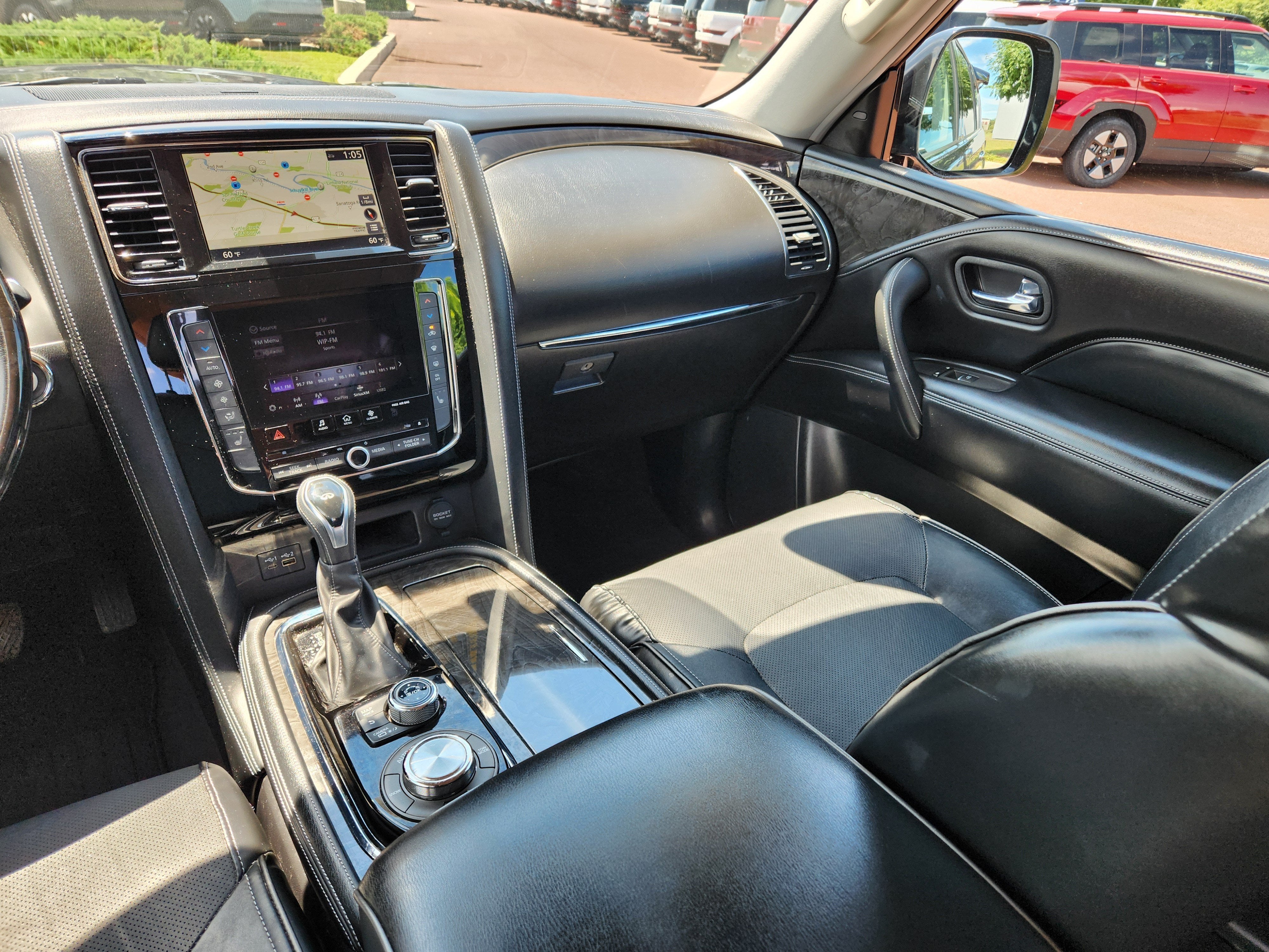 2021 INFINITI QX80 LUXE