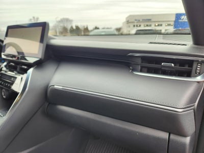 2023 Toyota Venza XLE