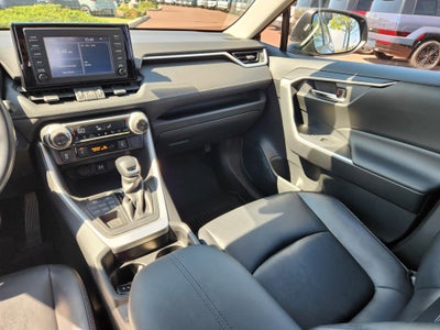 2019 Toyota RAV4 XLE Premium