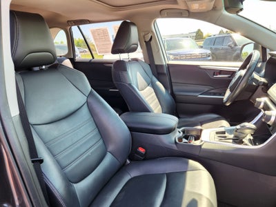 2019 Toyota RAV4 XLE Premium