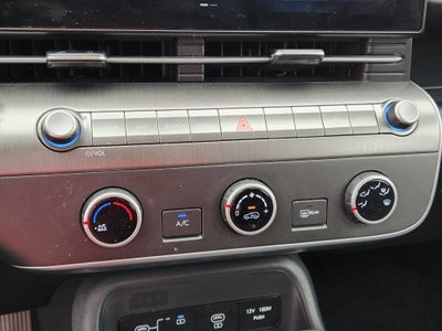 2024 Hyundai Kona SE