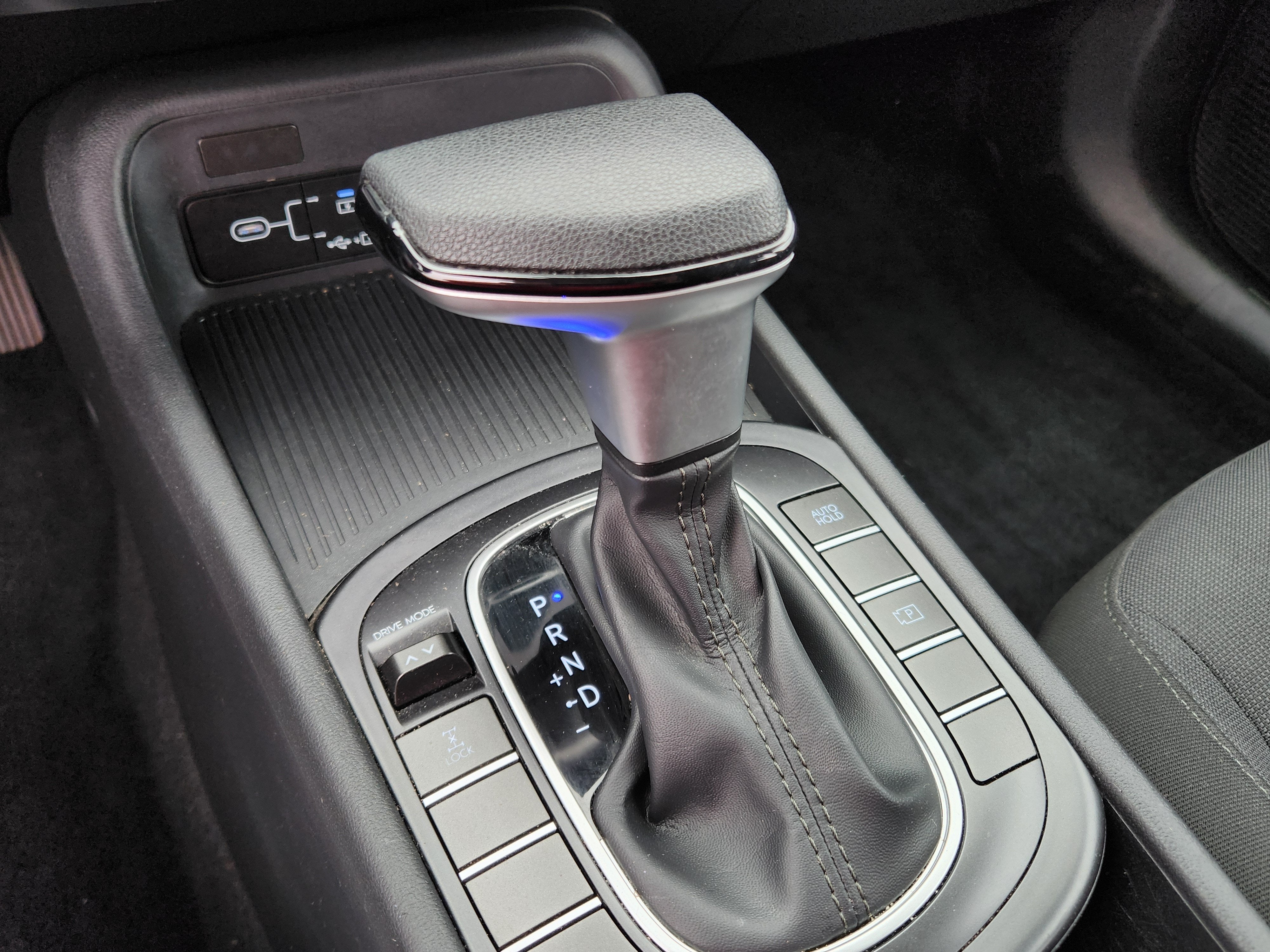 2024 Hyundai Kona SE