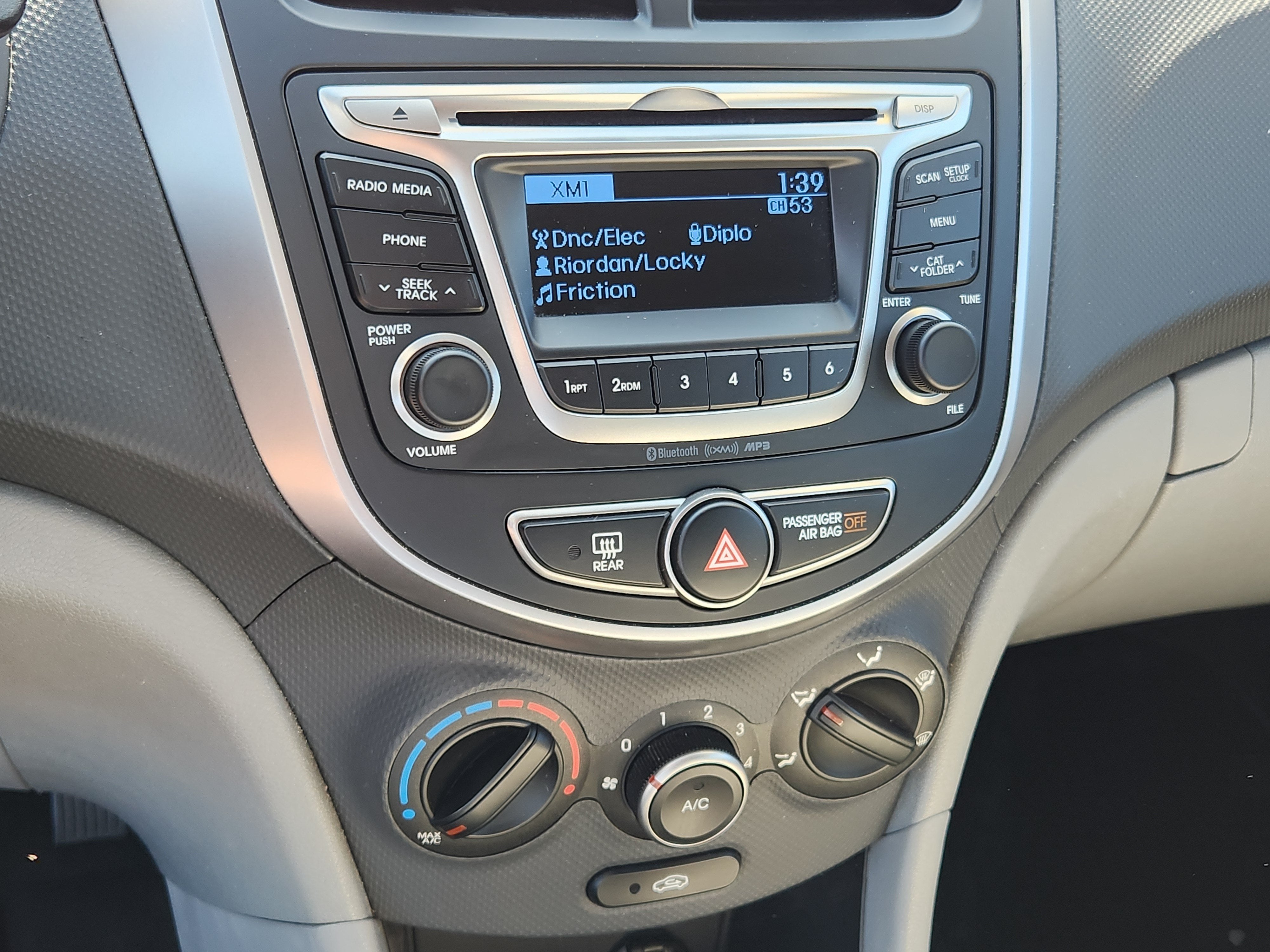 2015 Hyundai Accent GLS