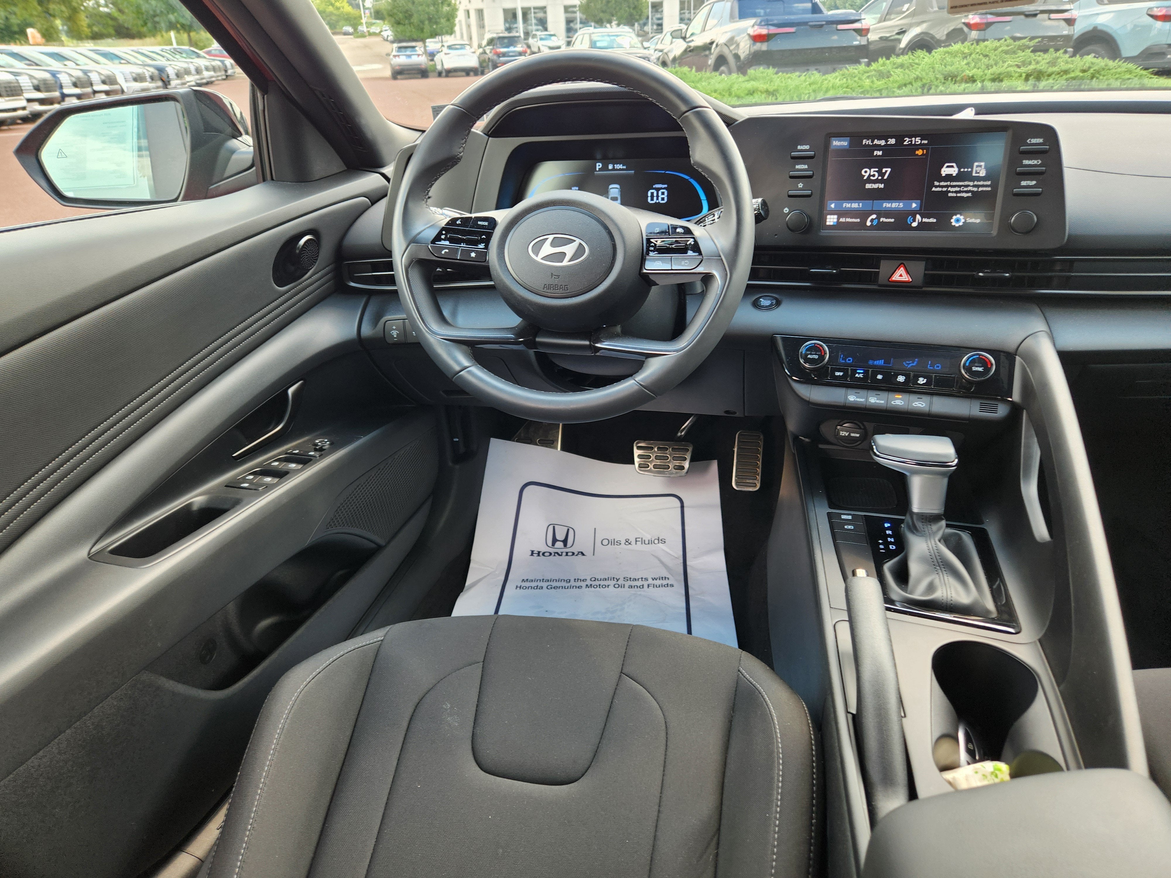 2025 Hyundai Elantra SEL Sport