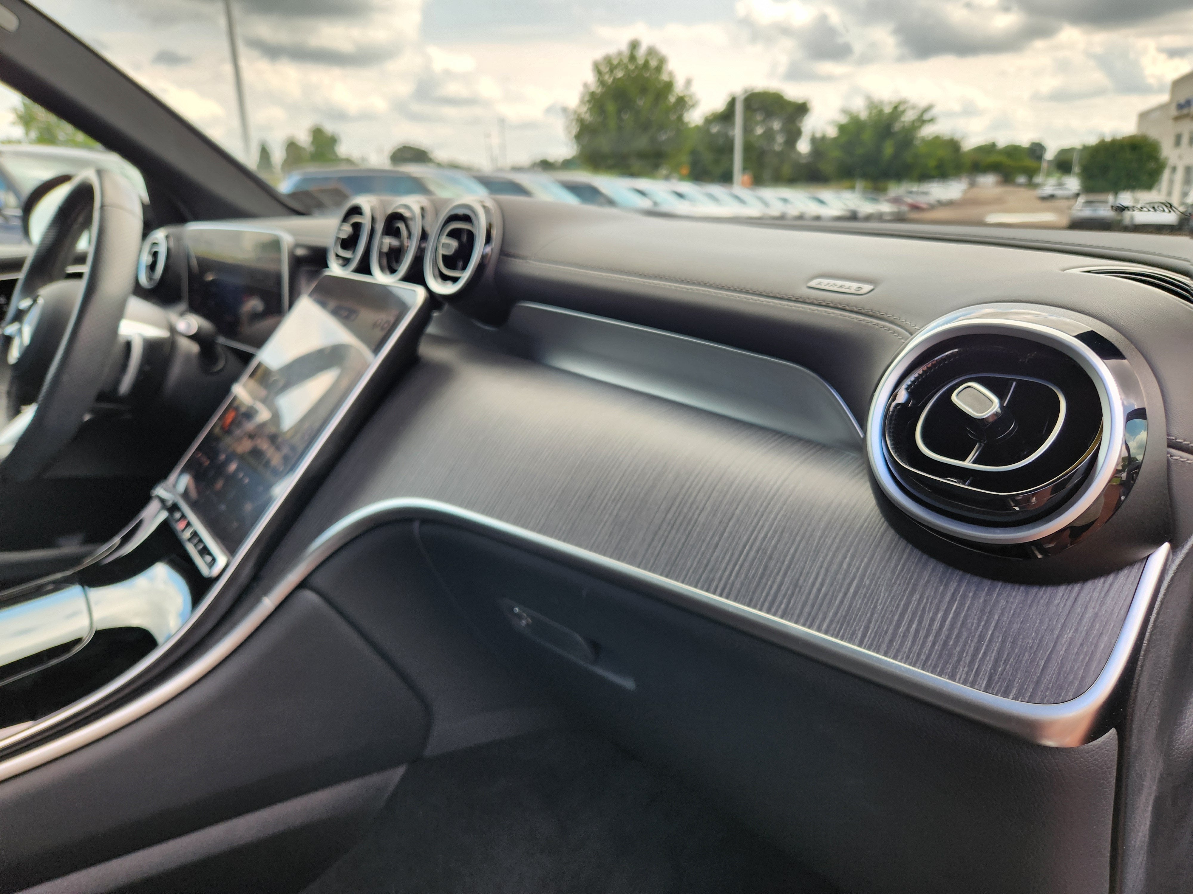 2024 Mercedes-Benz GLC GLC 300