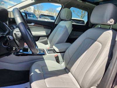 2022 Audi Q5 S line Premium