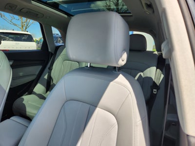 2022 Audi Q5 S line Premium