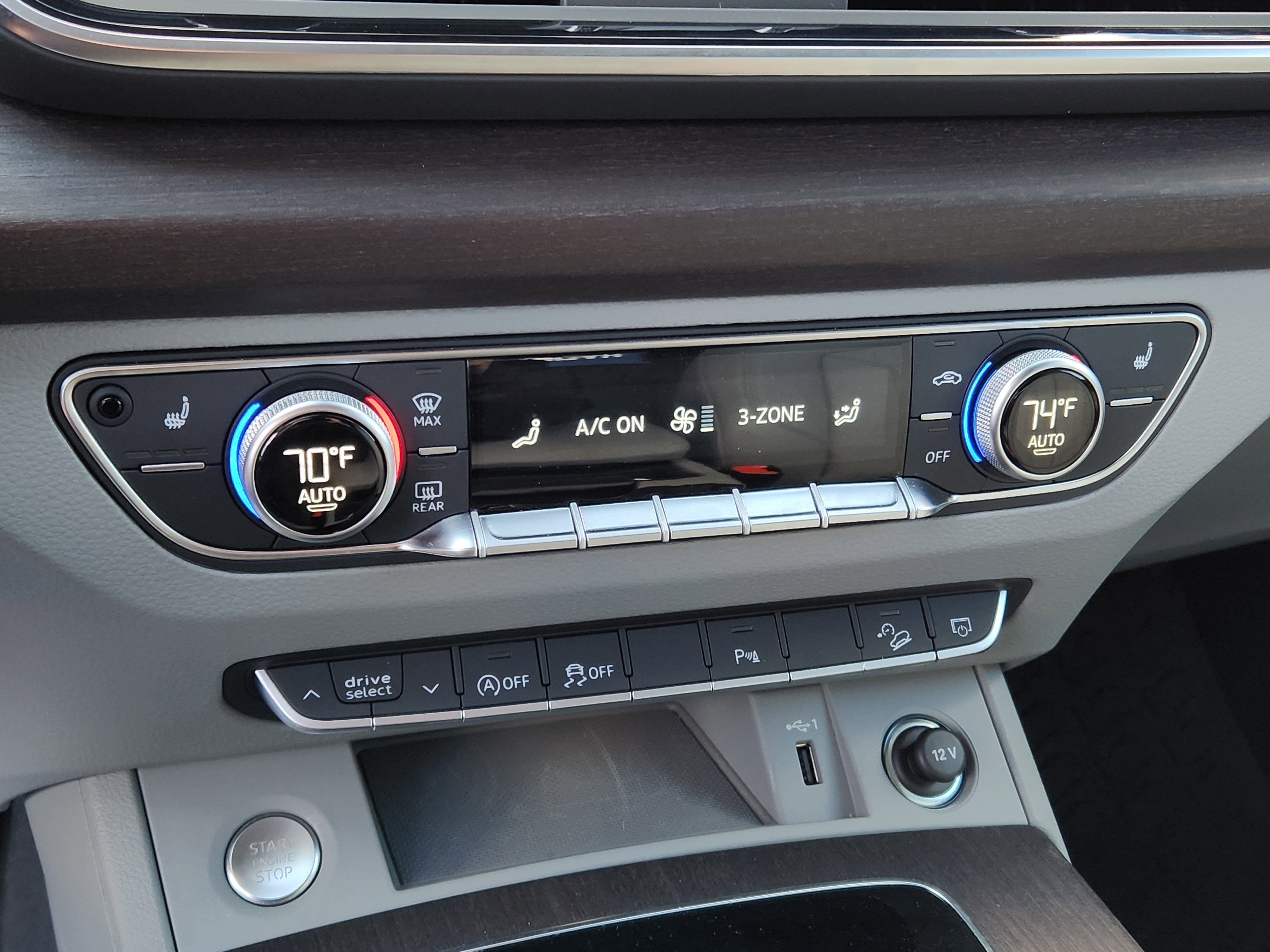 2022 Audi Q5 S line Premium