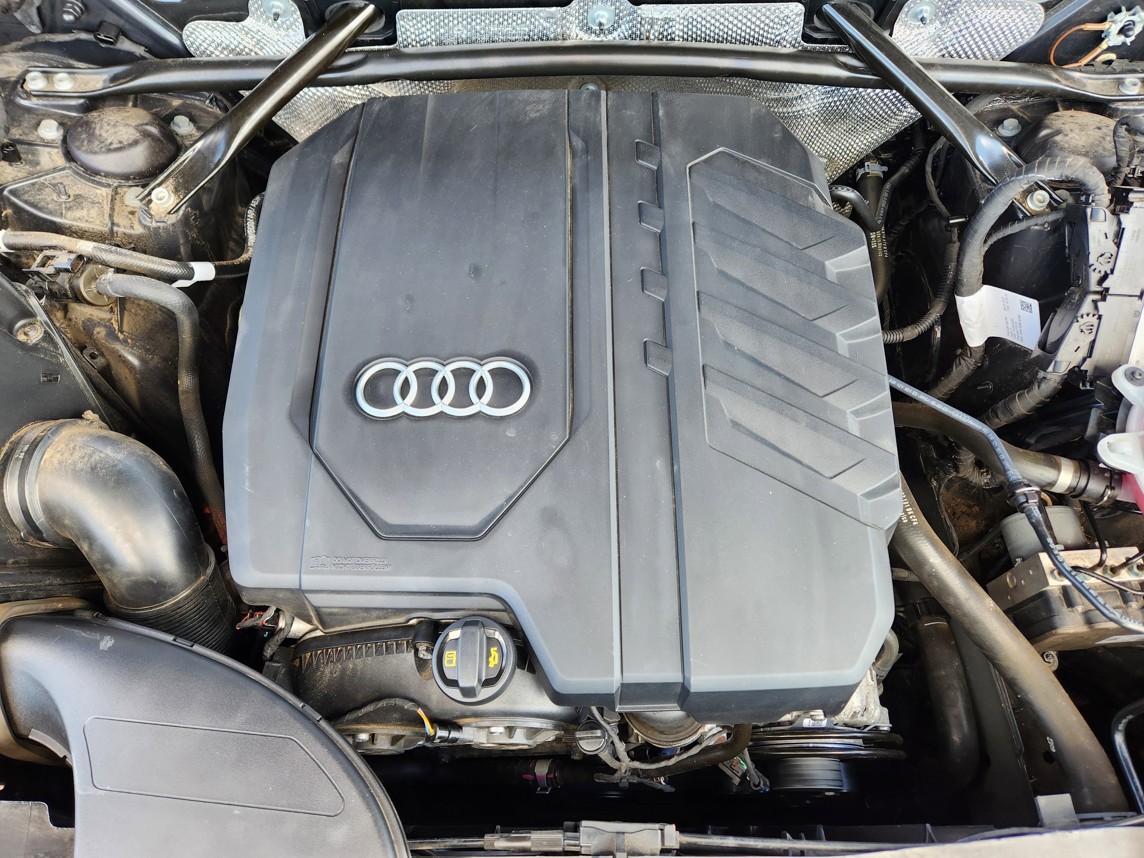 2022 Audi Q5 S line Premium