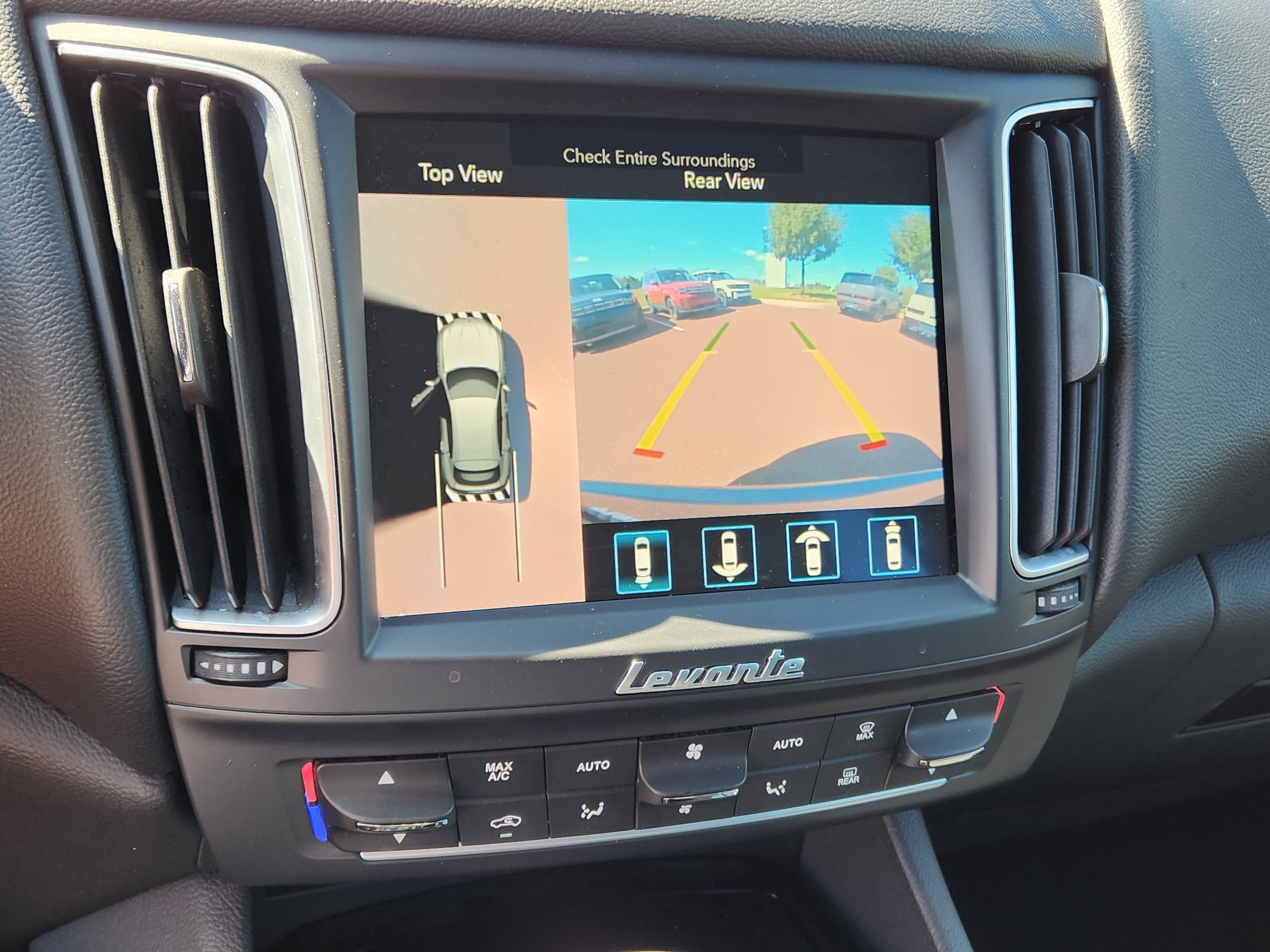 2019 Maserati Levante Base