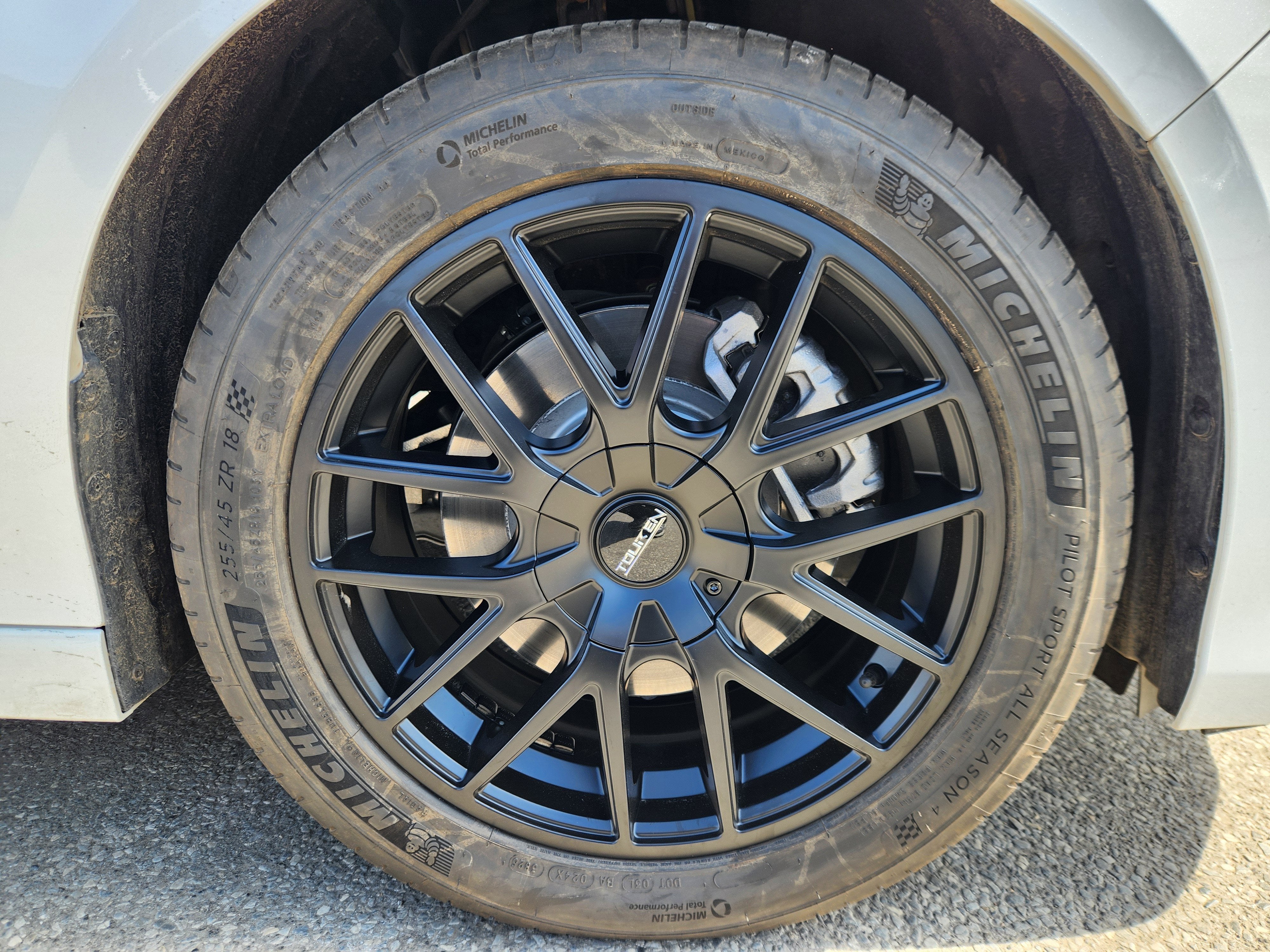 2025 Acura TLX w/A-Spec Package