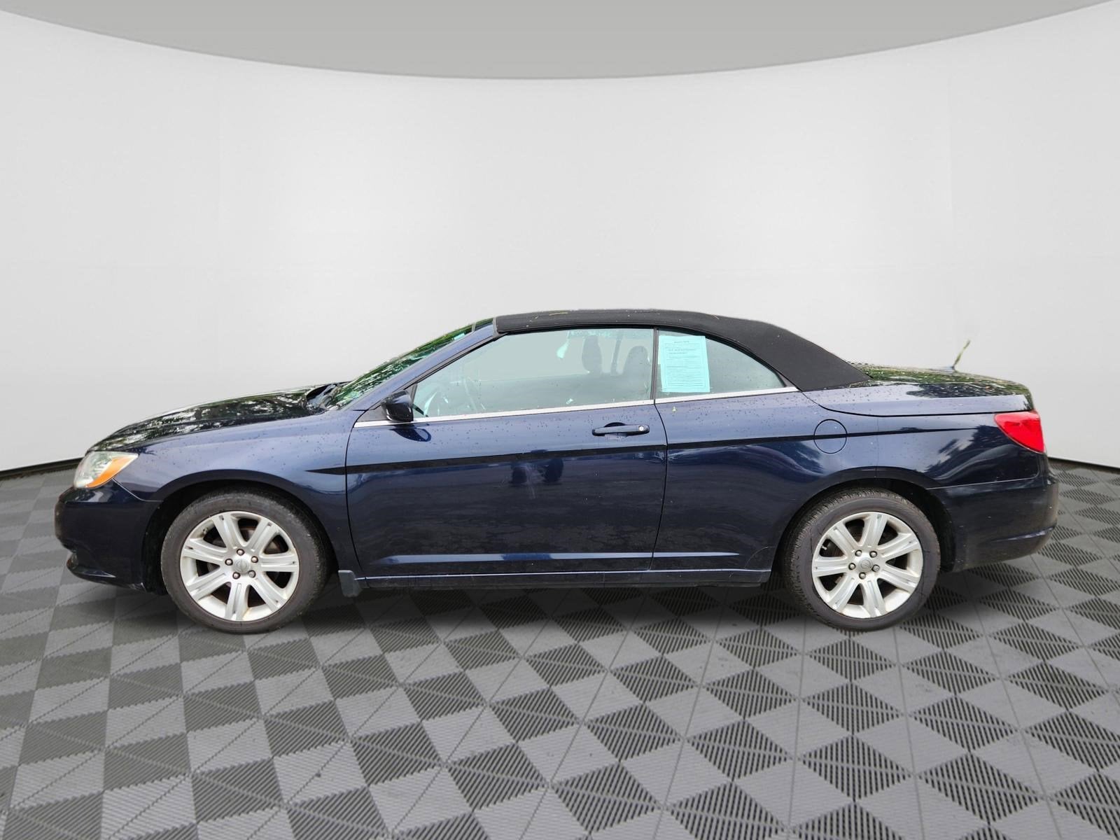 2012 Chrysler 200 Touring