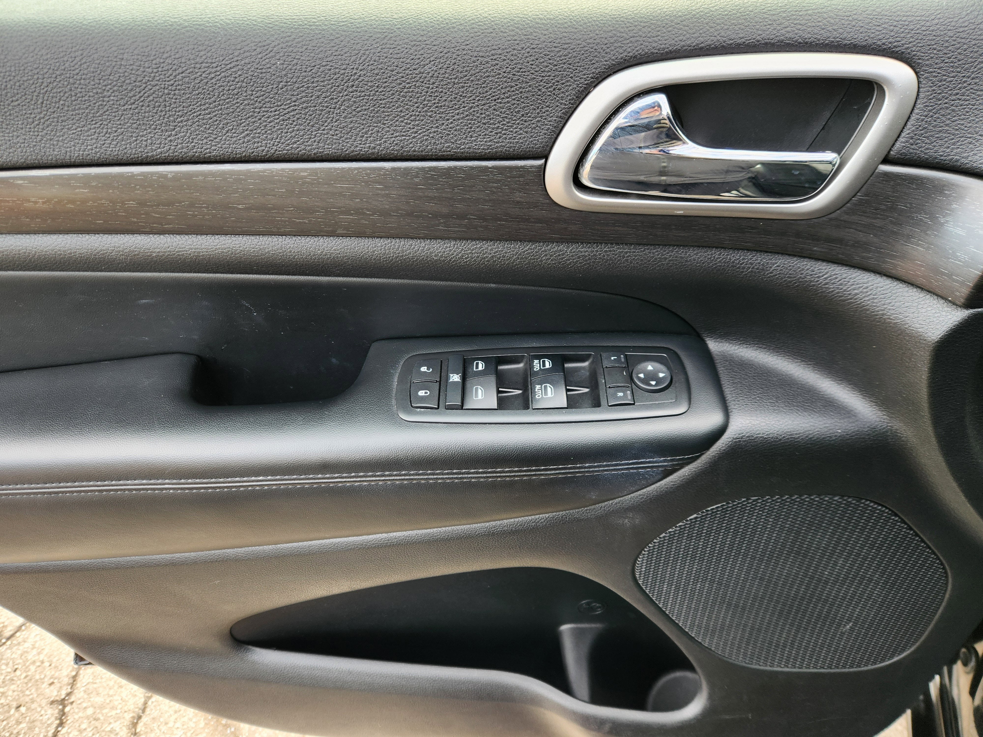 2017 Jeep Grand Cherokee Altitude