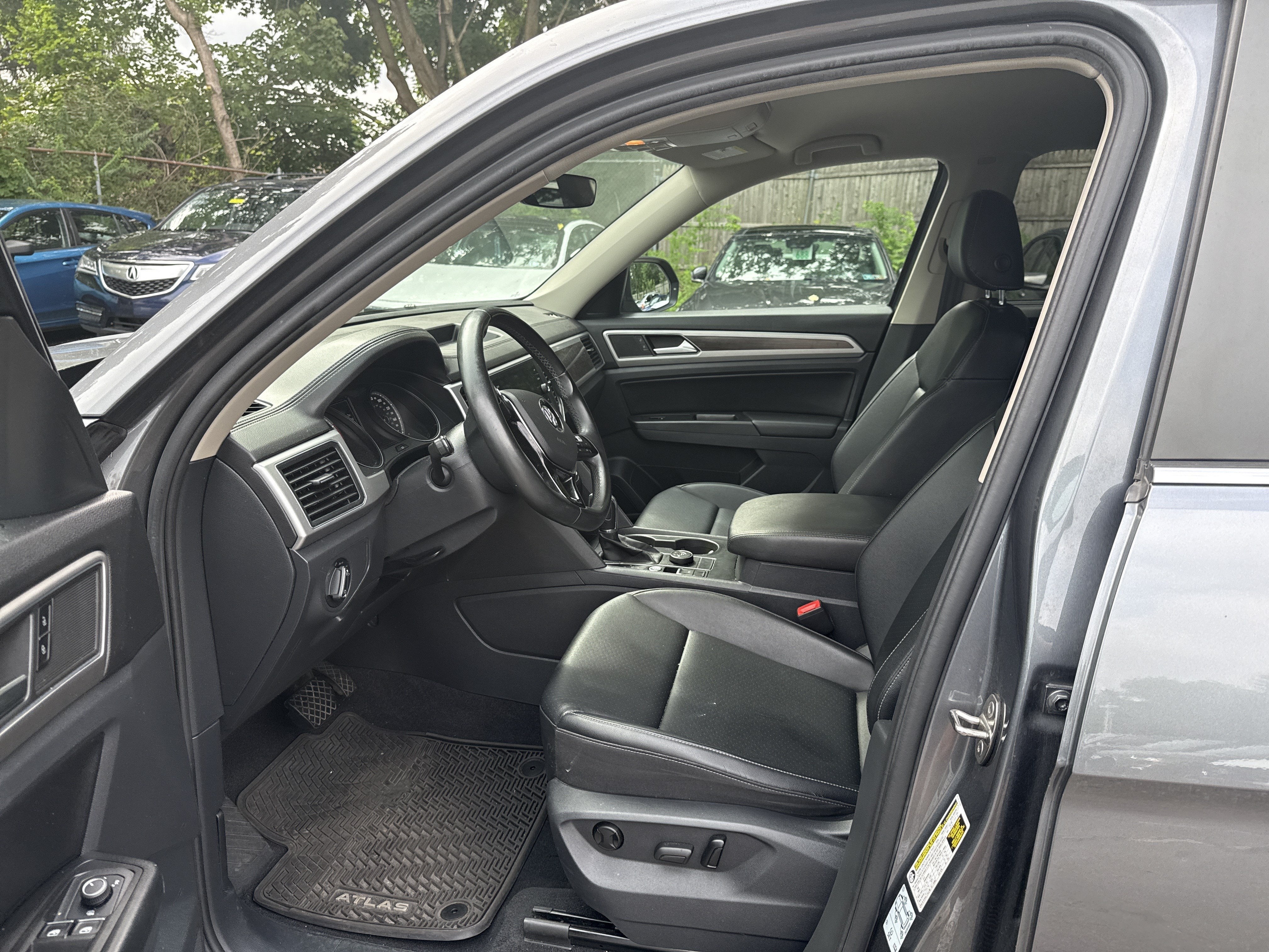 2019 Volkswagen Atlas 3.6L V6 SE w/Technology