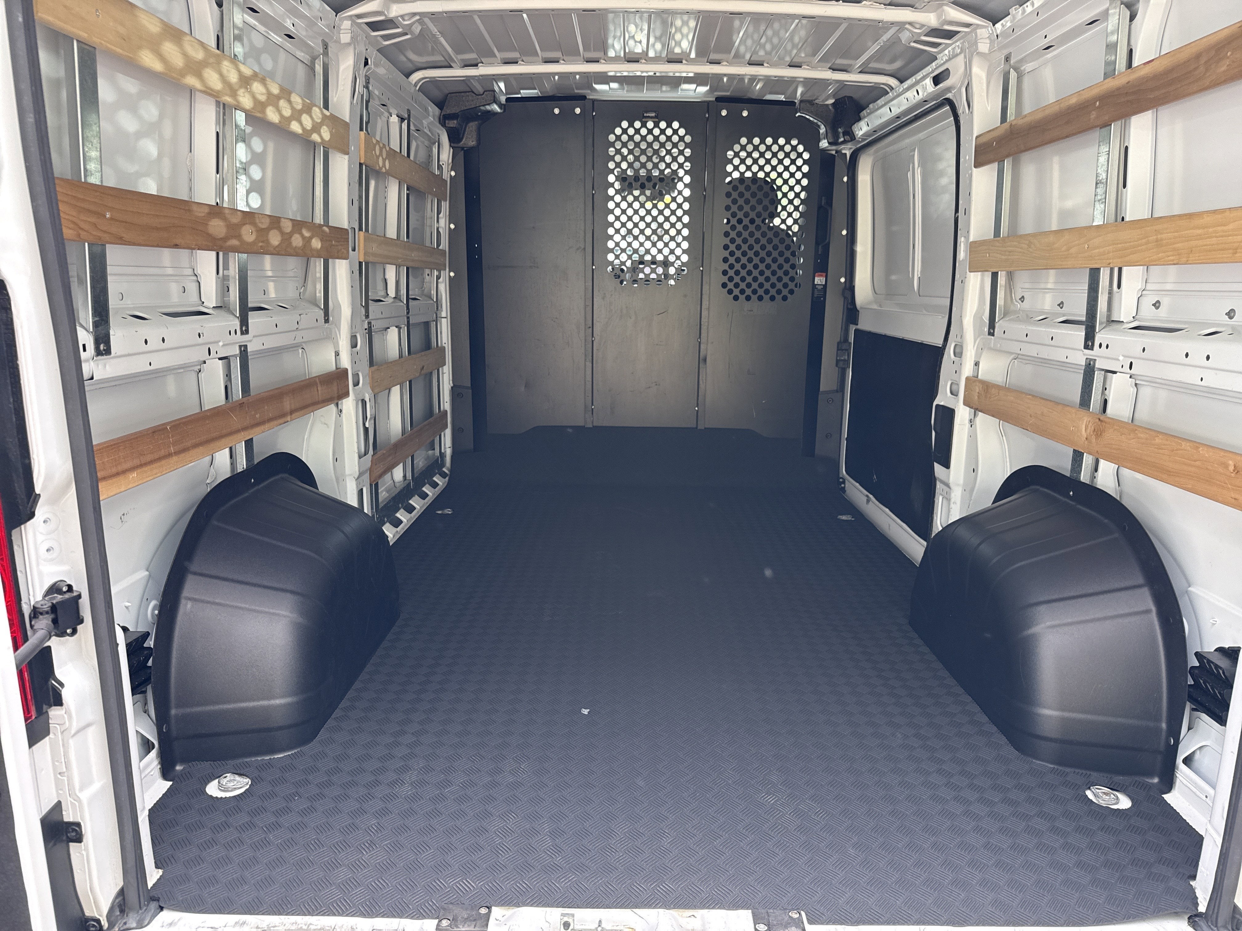 2025 RAM ProMaster Cargo Van Tradesman