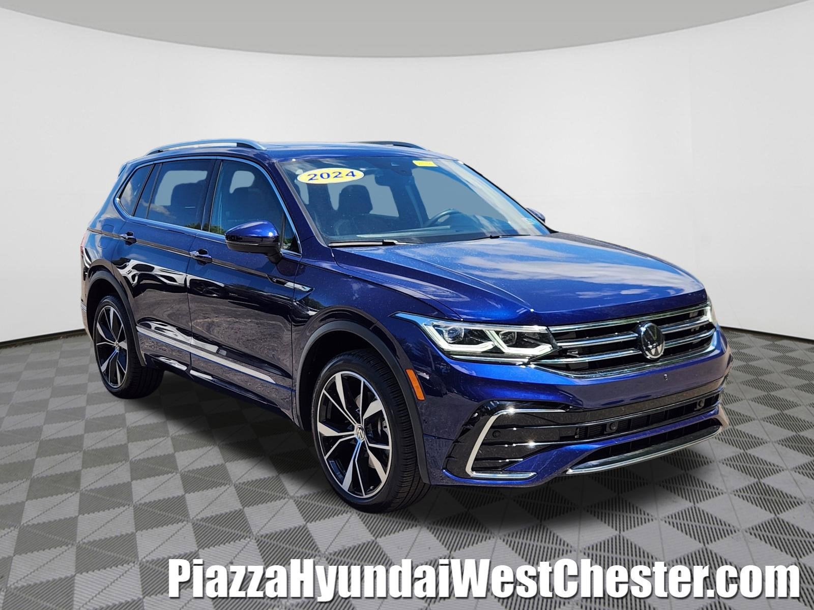 2024 Volkswagen Tiguan SEL R-Line