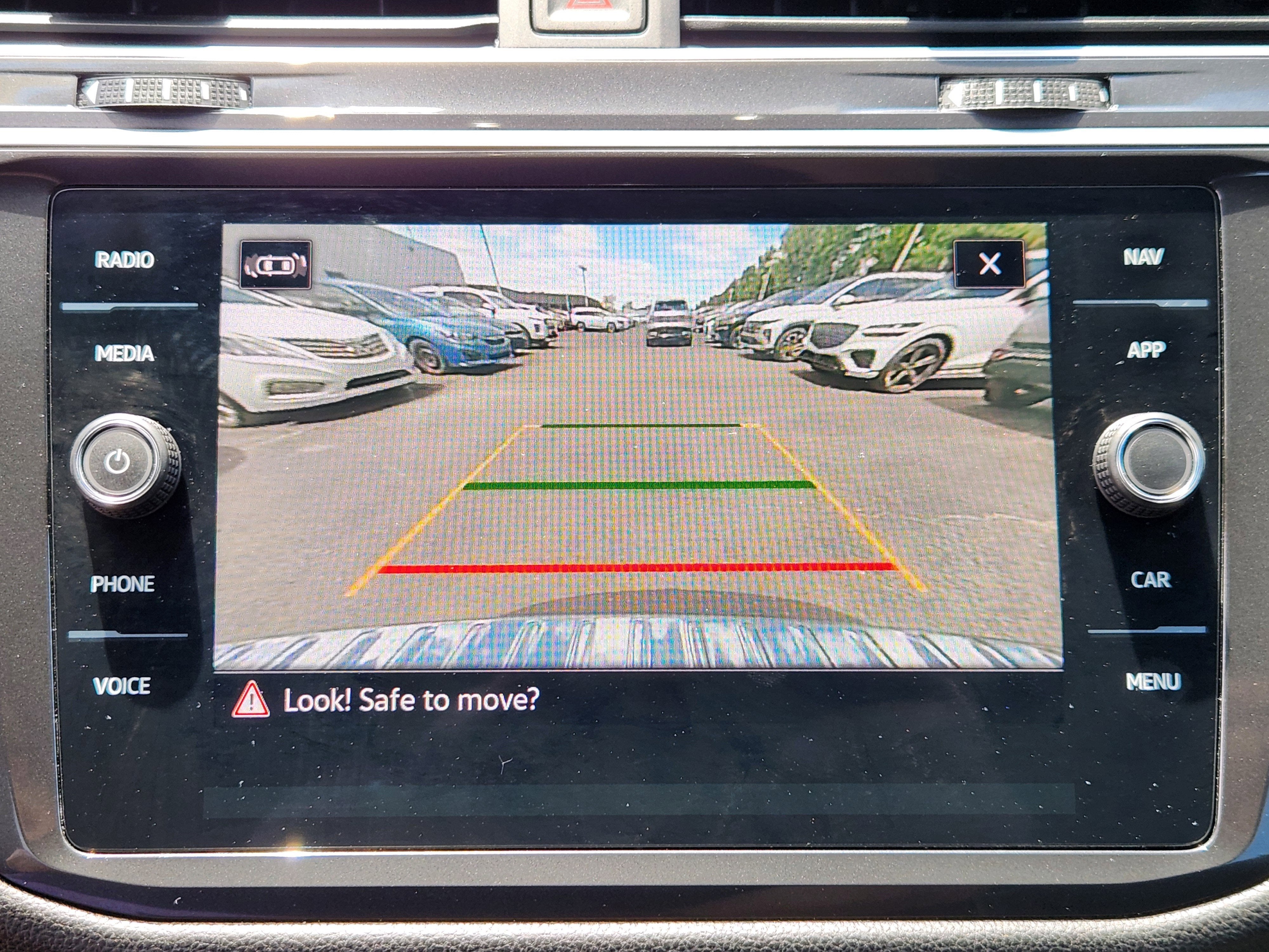 2024 Volkswagen Tiguan SEL R-Line