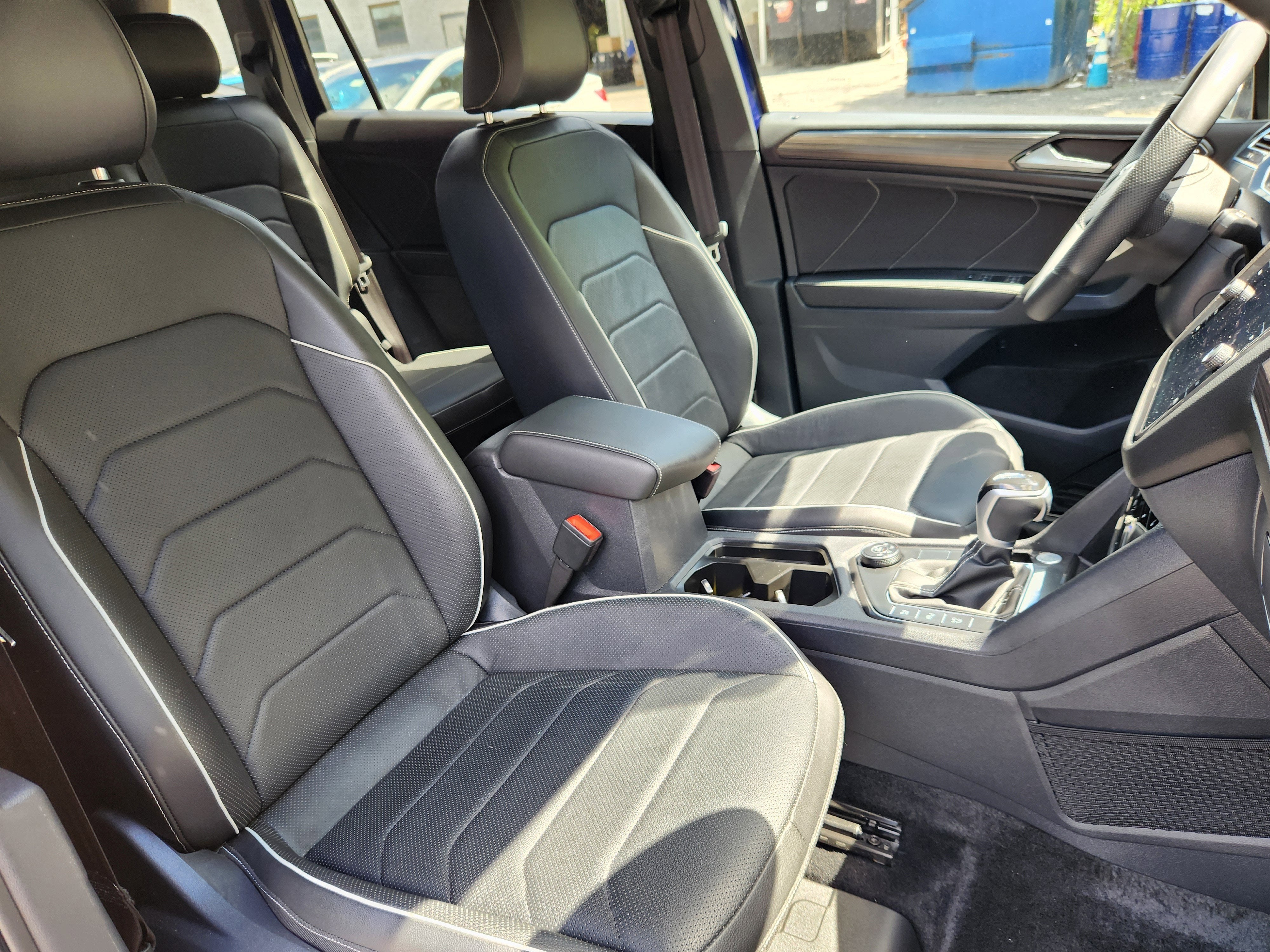 2024 Volkswagen Tiguan SEL R-Line