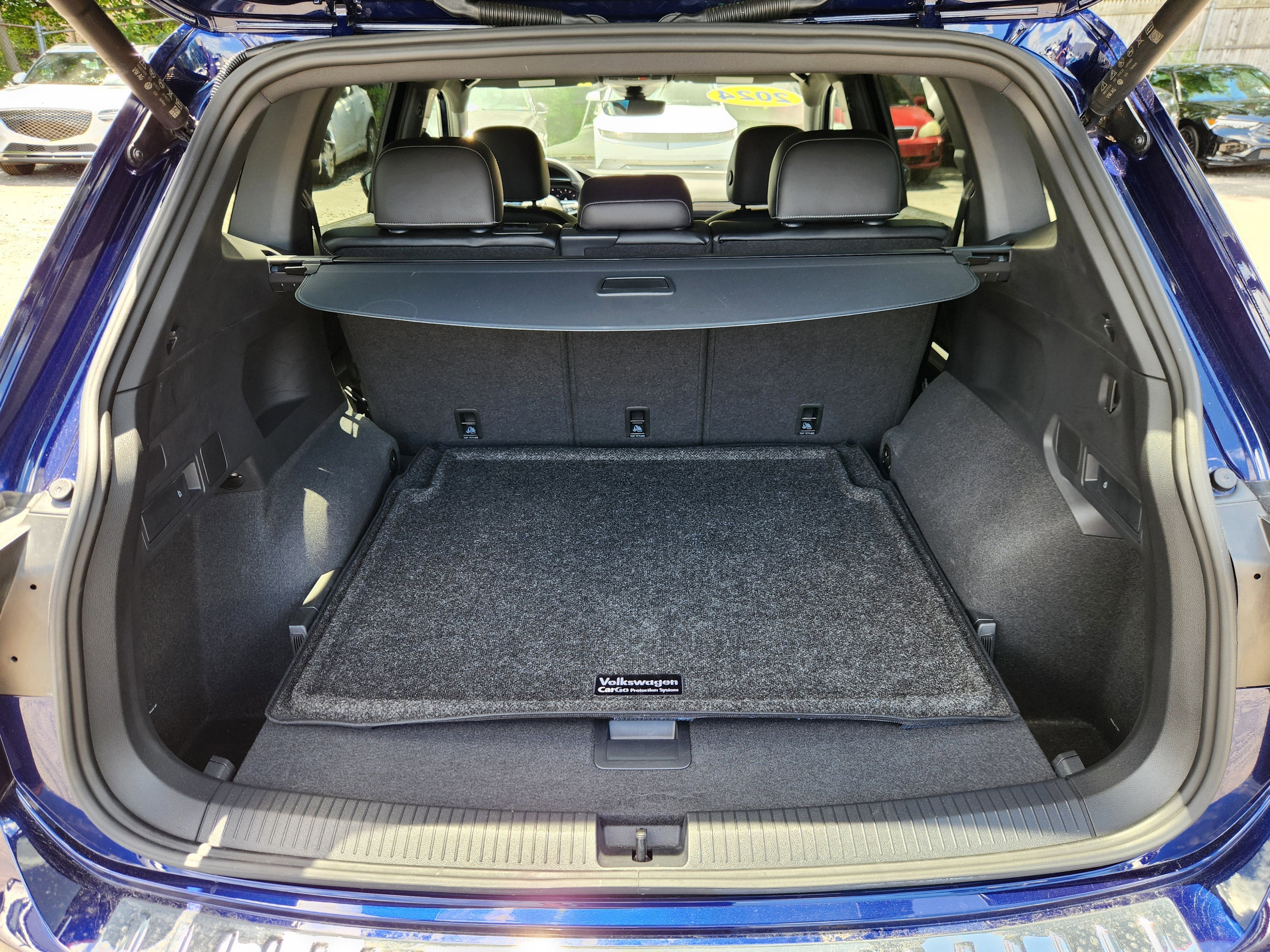 2024 Volkswagen Tiguan SEL R-Line