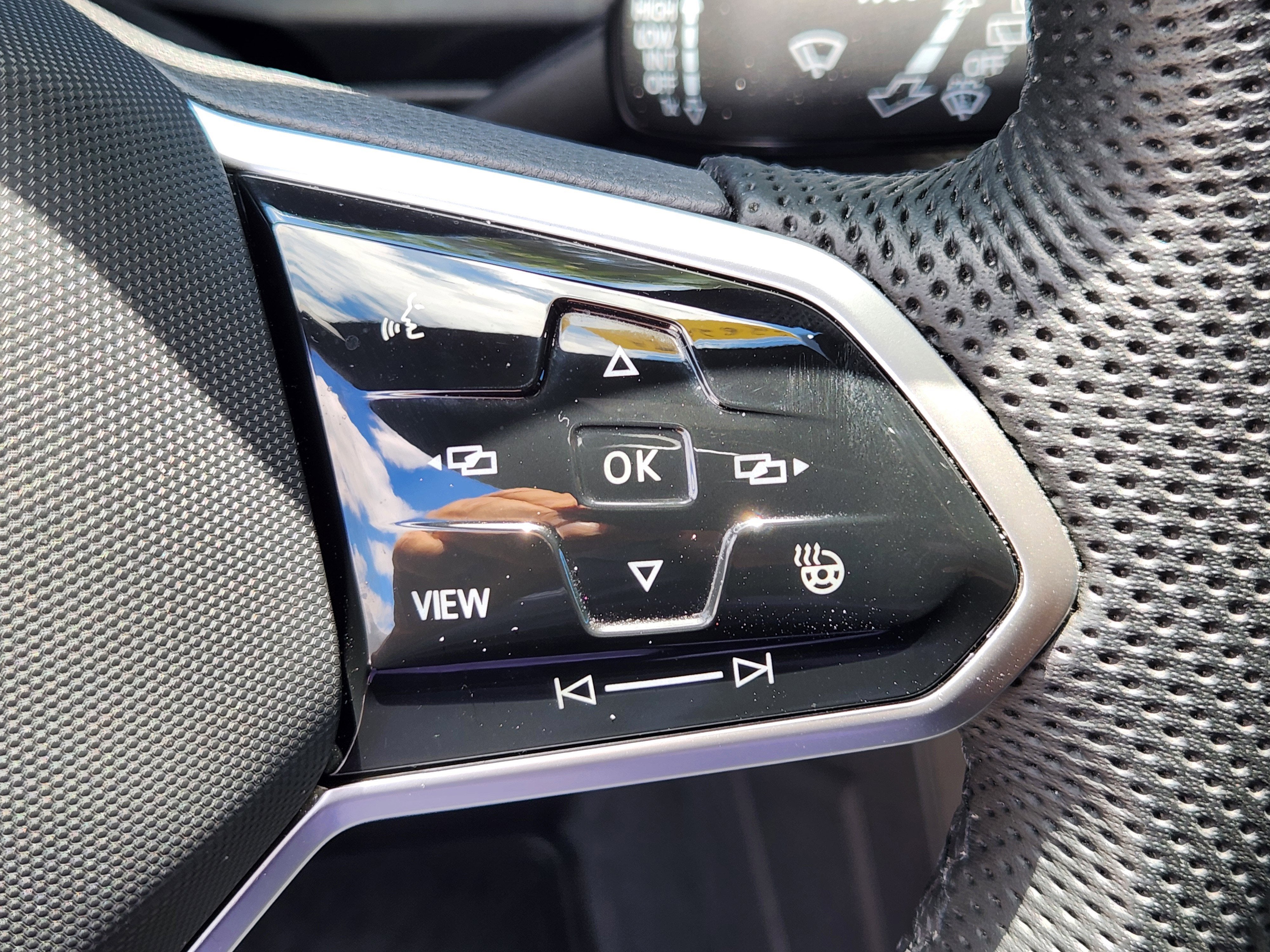2024 Volkswagen Tiguan SEL R-Line