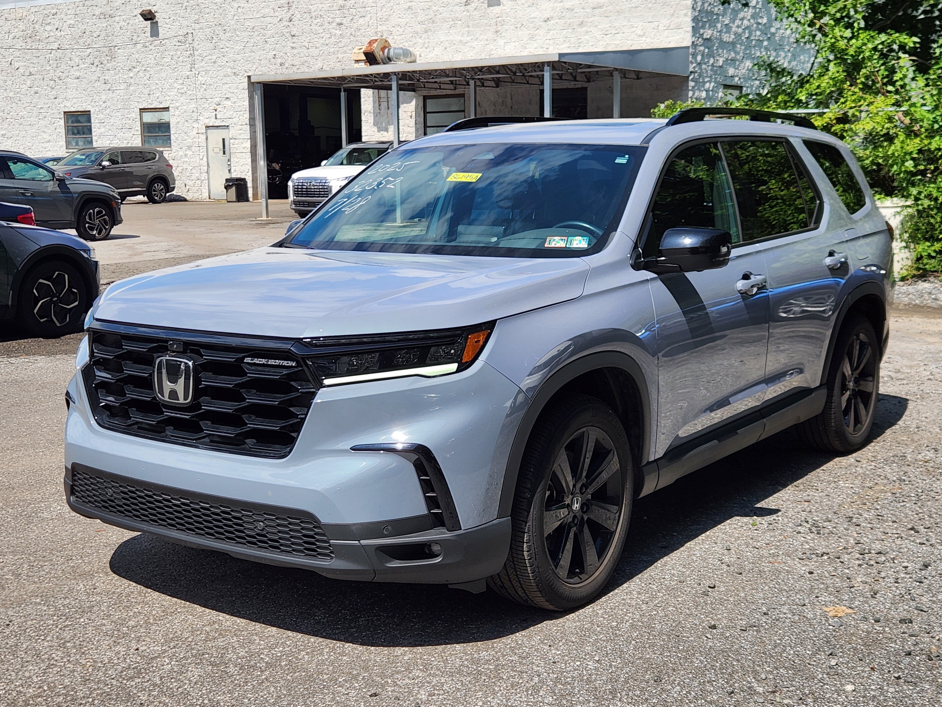 2025 Honda Pilot Black Edition