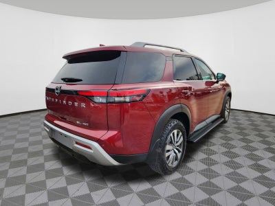 2022 Nissan Pathfinder SL