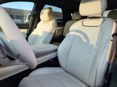 2025 Genesis Electrified GV70 Advanced