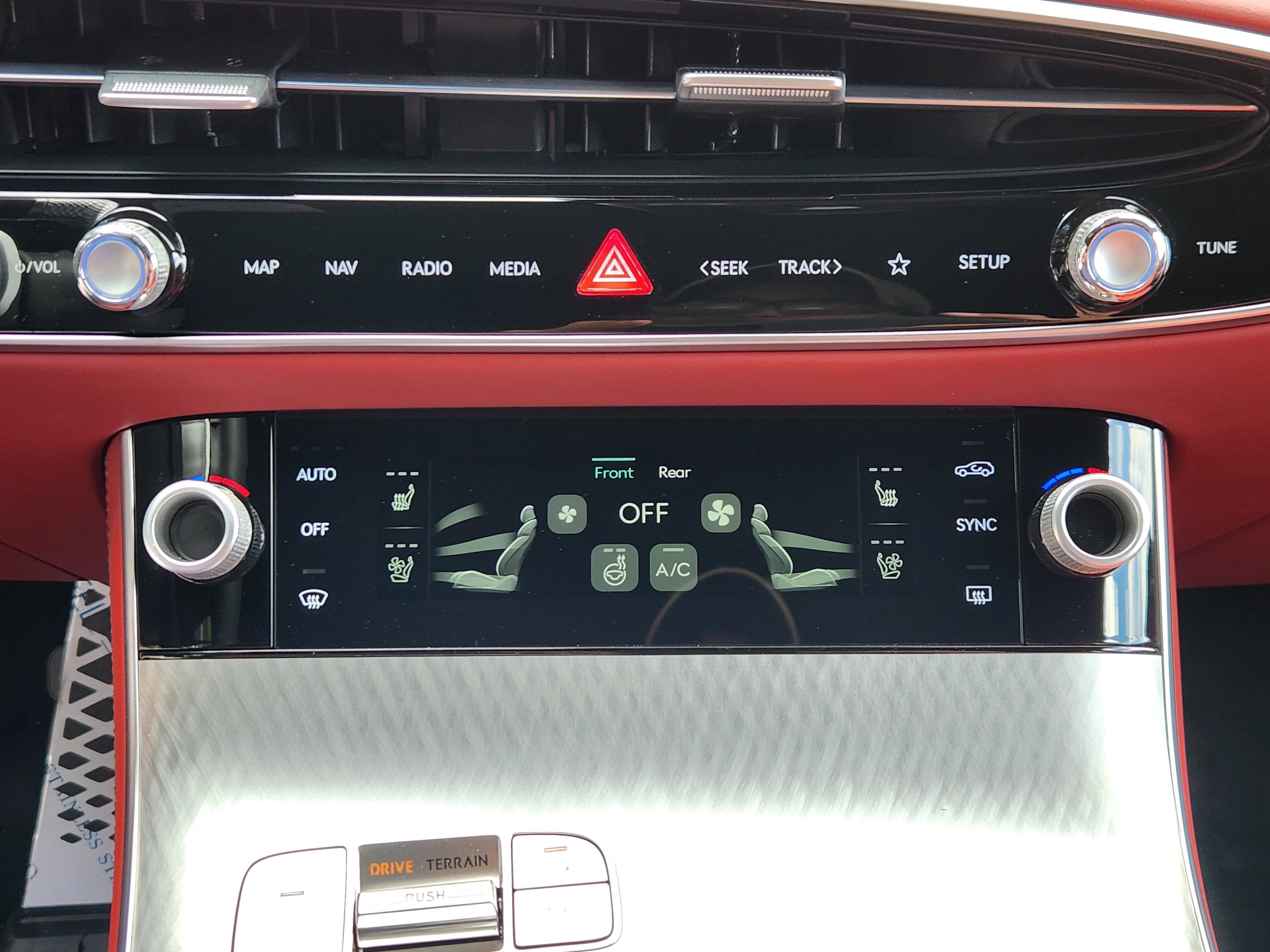 2026 Genesis GV70 2.5T Sport Prestige
