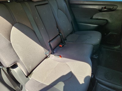 2023 Toyota Highlander Base